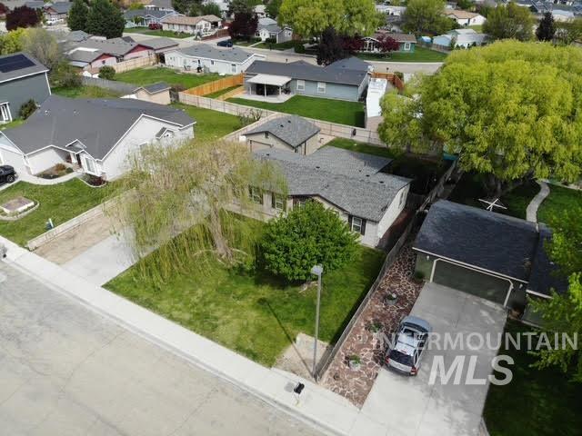 11394 W Zachery Ave., Nampa, Idaho 83651, 3 Bedrooms, 2 Bathrooms, Residential For Sale, Price $344,900,MLS 98983979