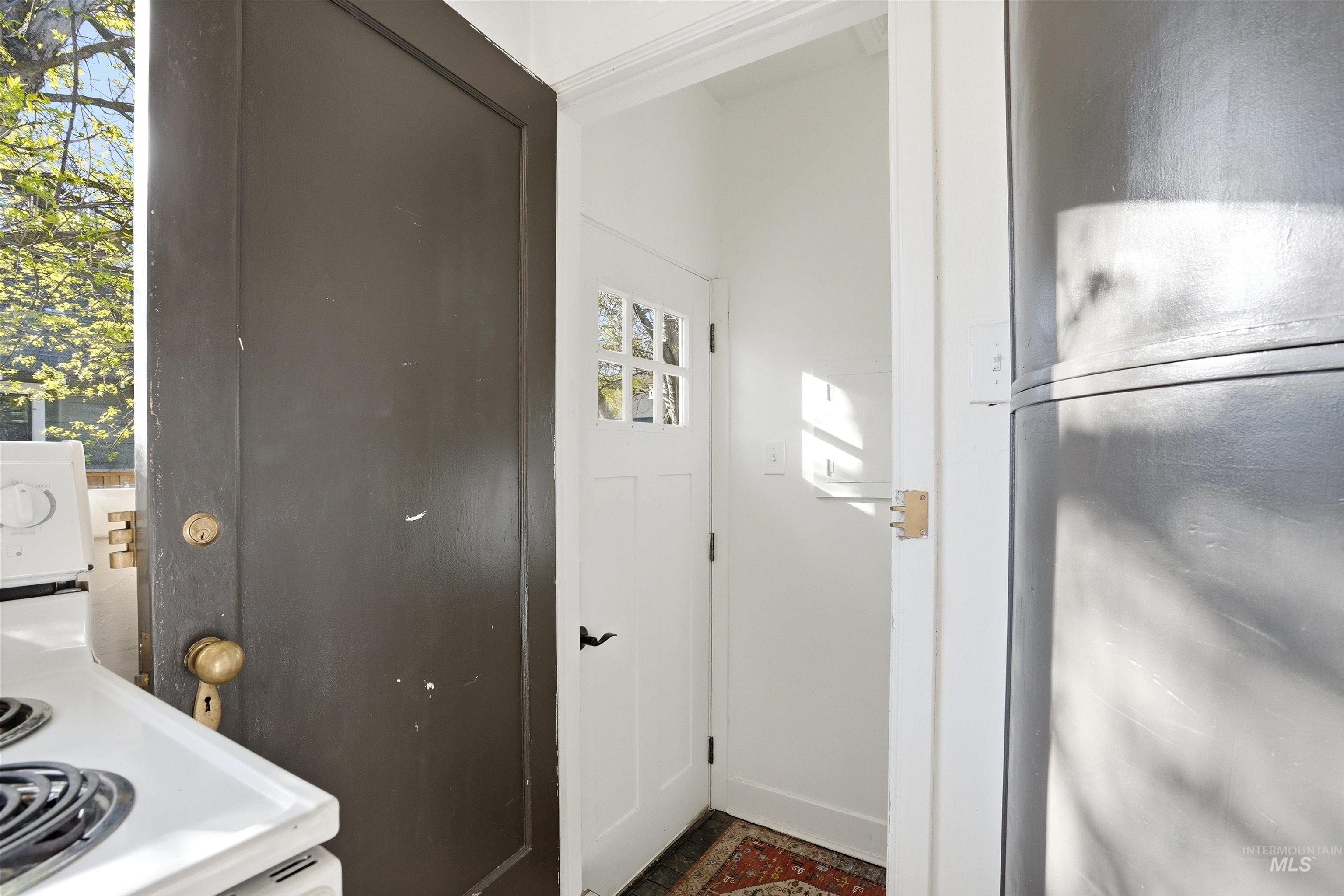 1918&1920 Cleveland Blvd, Caldwell, Idaho 83605, 2 Bedrooms, 1 Bathroom, Residential Income For Sale, Price $449,000, 98983980