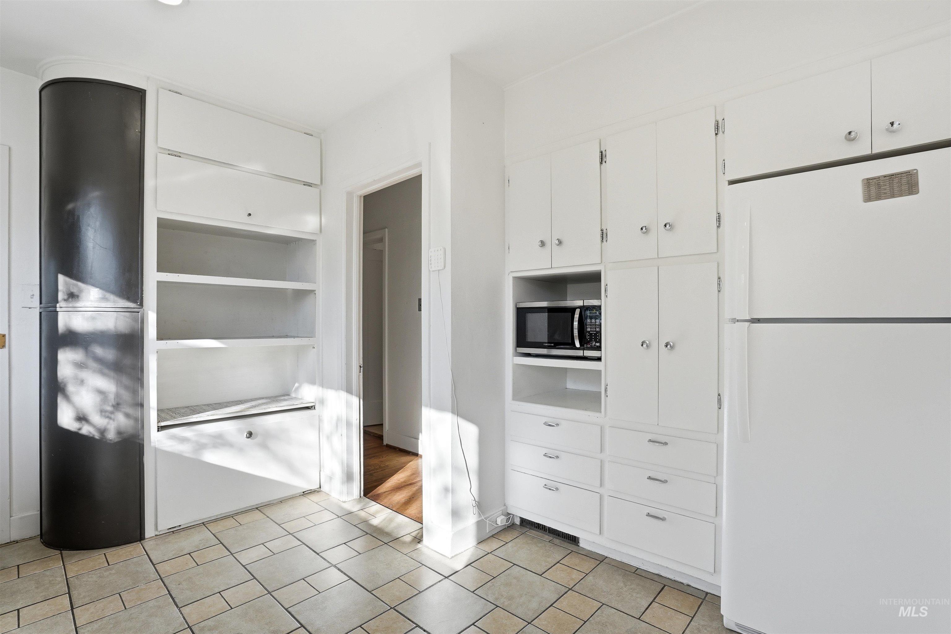 1918&1920 Cleveland Blvd, Caldwell, Idaho 83605, 2 Bedrooms, 1 Bathroom, Residential Income For Sale, Price $449,000, 98983980