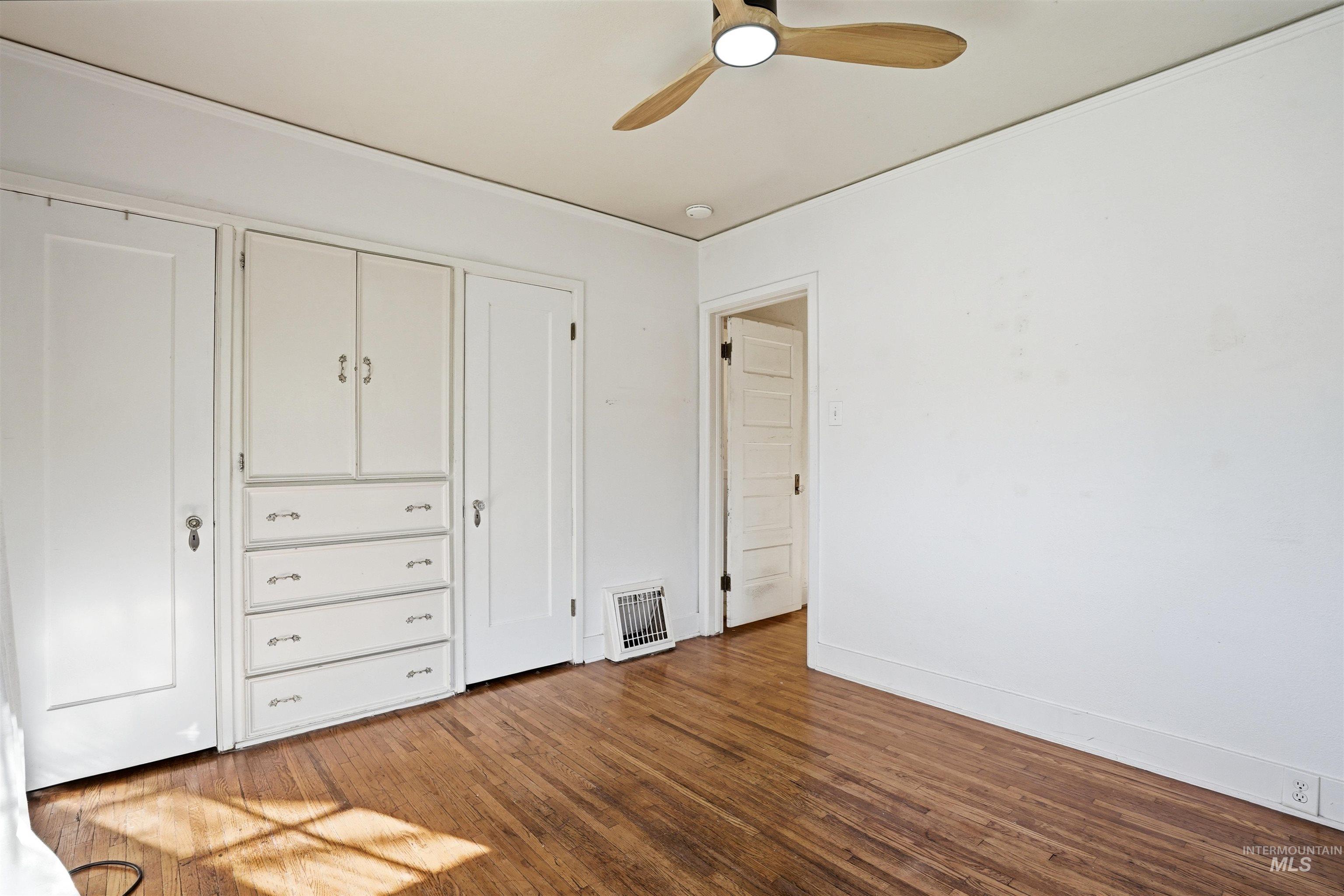 1918&1920 Cleveland Blvd, Caldwell, Idaho 83605, 2 Bedrooms, 1 Bathroom, Residential Income For Sale, Price $449,000, 98983980