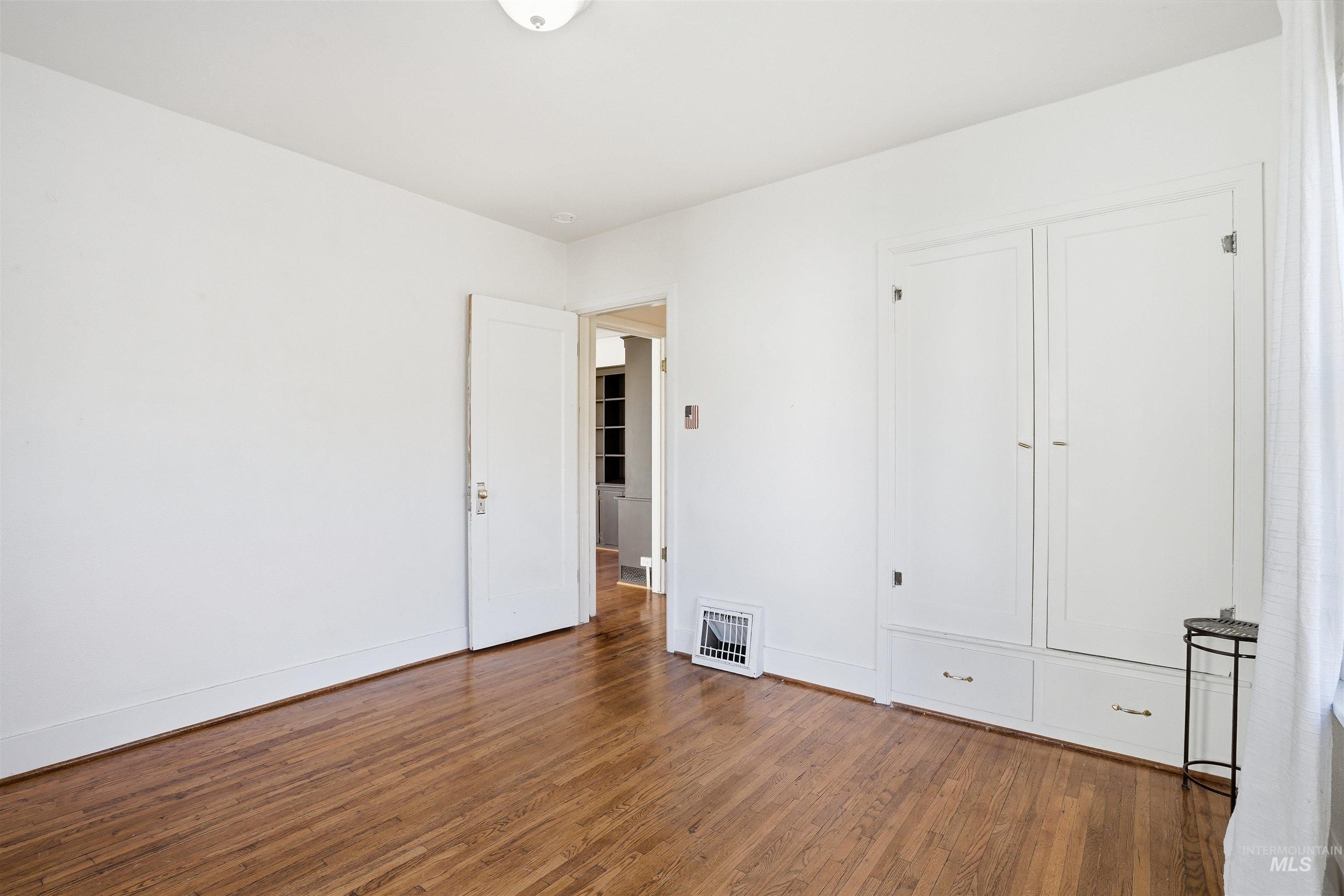 1918&1920 Cleveland Blvd, Caldwell, Idaho 83605, 2 Bedrooms, 1 Bathroom, Residential Income For Sale, Price $449,000, 98983980