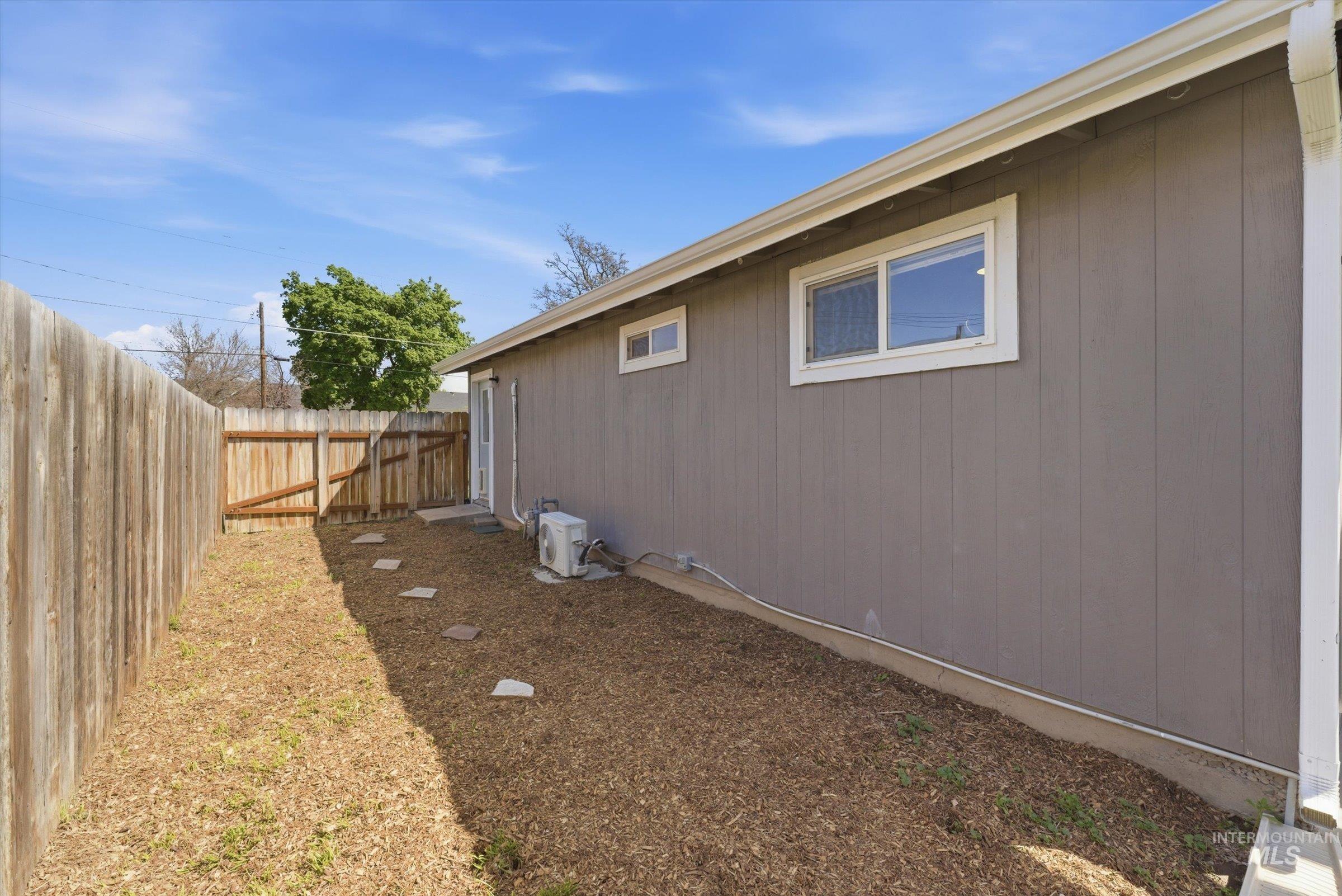 2803 W Lemhi St., Boise, Idaho 83705, 3 Bedrooms, 1 Bathroom, Residential For Sale, Price $400,000,MLS 98983981