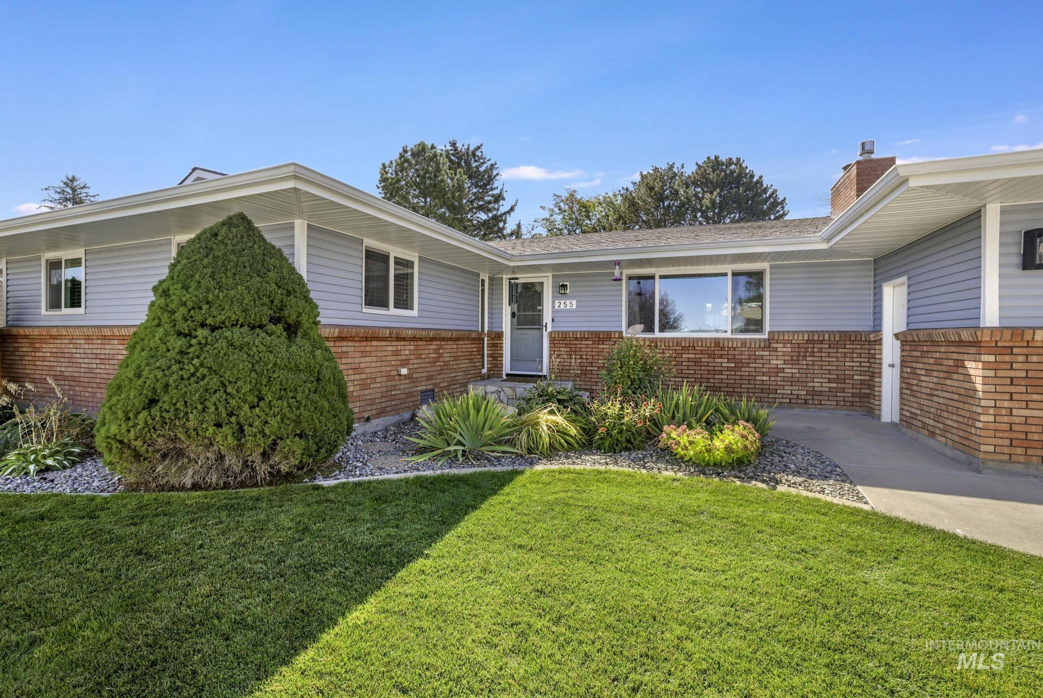 255 Sage St, Kimberly, Idaho 83341, 5 Bedrooms, 3 Bathrooms, Residential For Sale, Price $399,000,MLS 98983982