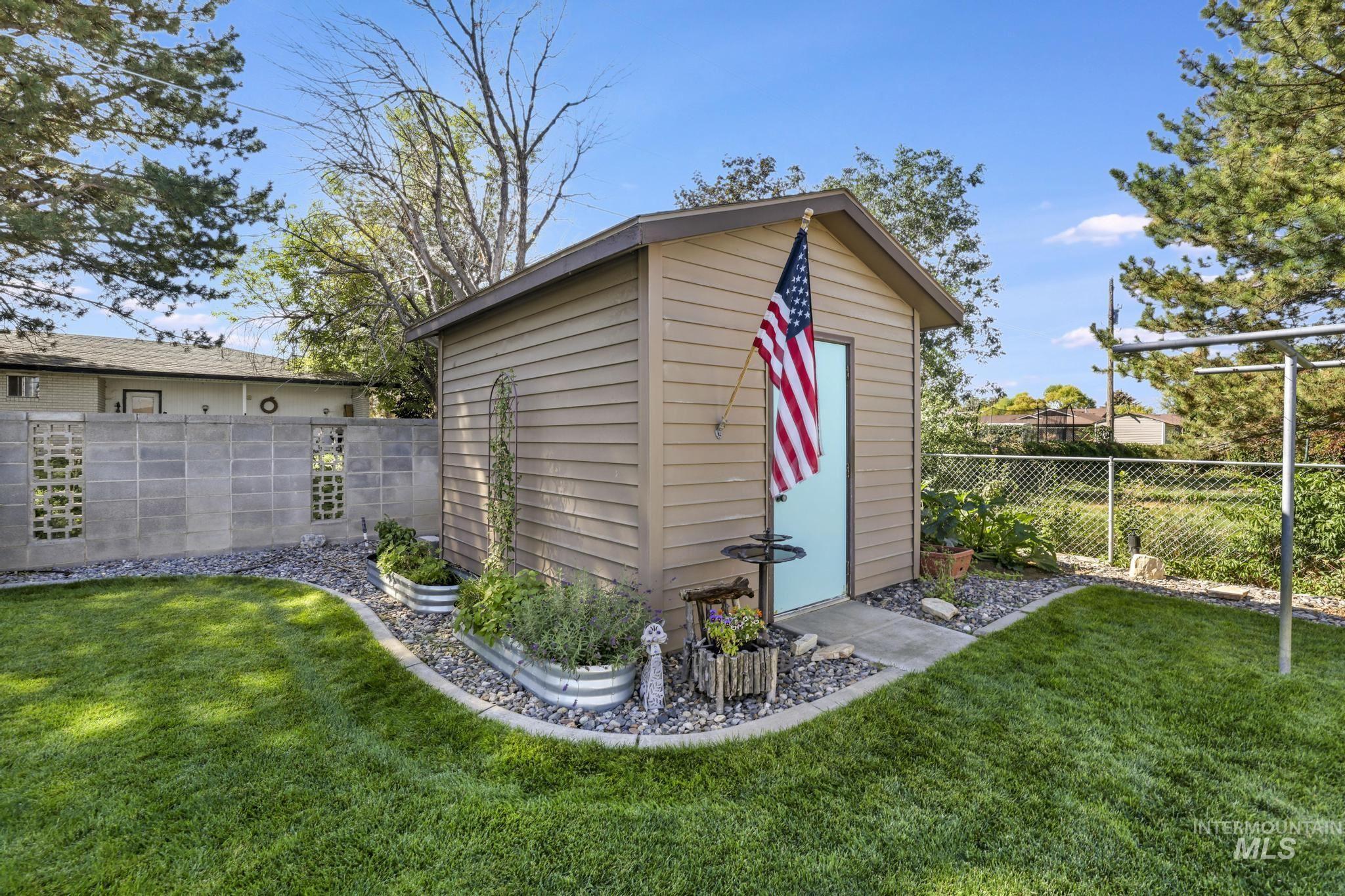 255 Sage St, Kimberly, Idaho 83341, 5 Bedrooms, 3 Bathrooms, Residential For Sale, Price $399,000,MLS 98983982