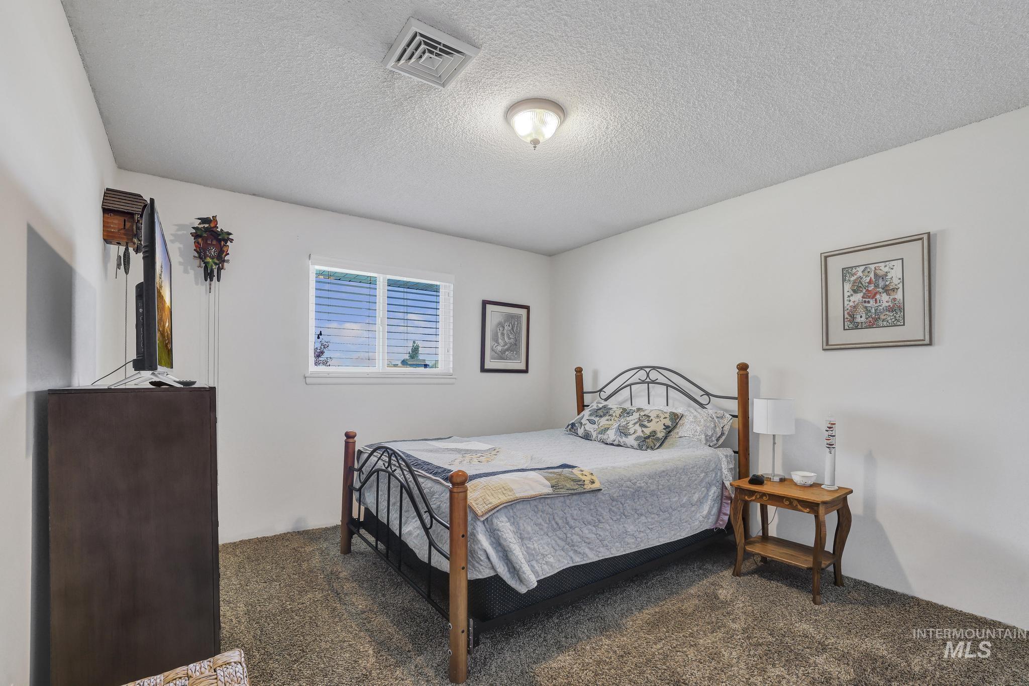 255 Sage St, Kimberly, Idaho 83341, 5 Bedrooms, 3 Bathrooms, Residential For Sale, Price $399,000,MLS 98983982