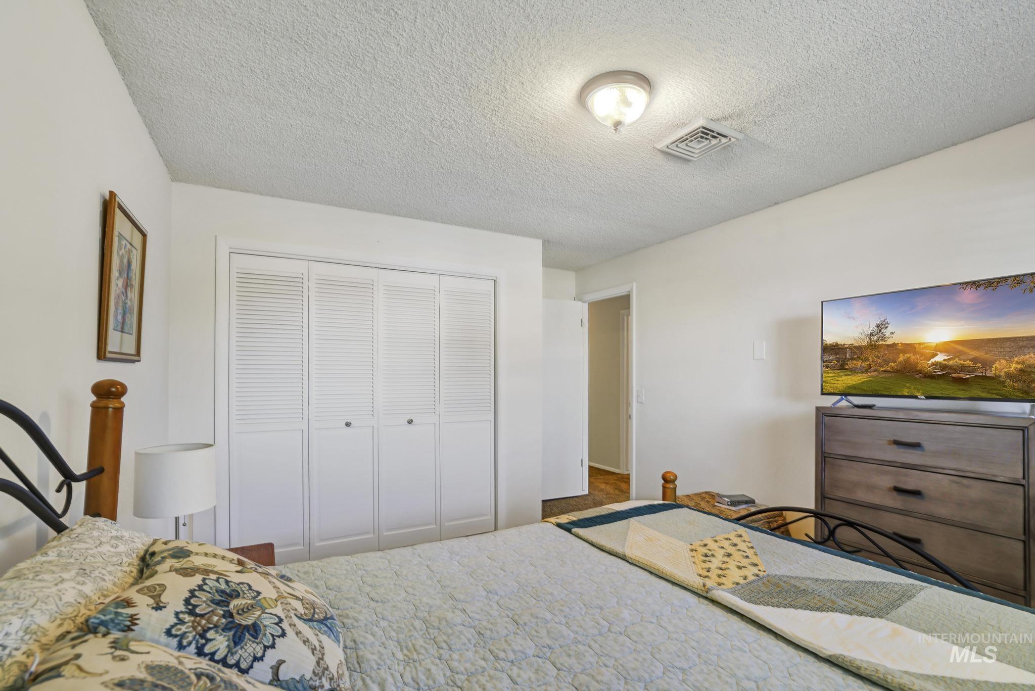 255 Sage St, Kimberly, Idaho 83341, 5 Bedrooms, 3 Bathrooms, Residential For Sale, Price $399,000,MLS 98983982