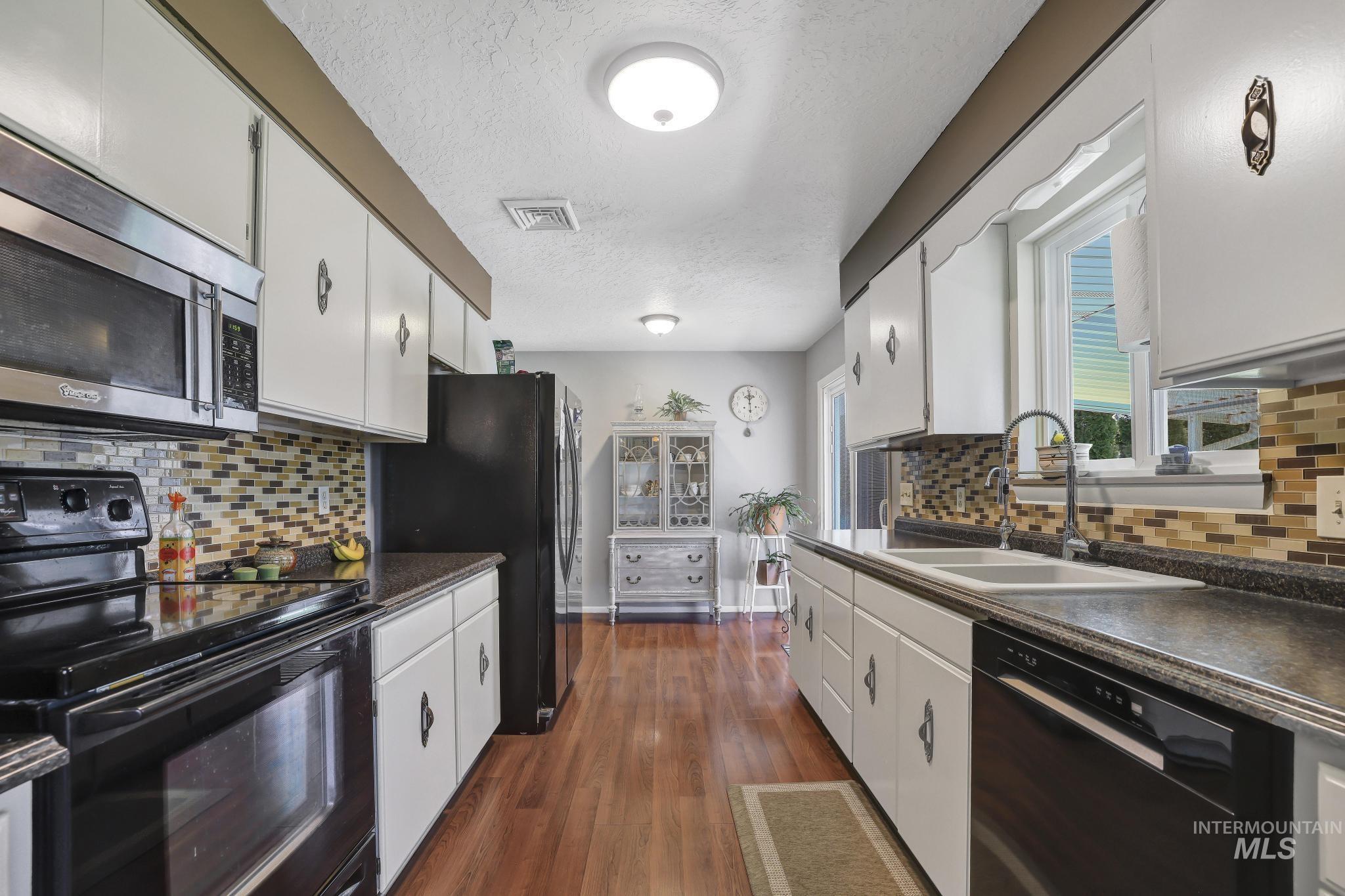 255 Sage St, Kimberly, Idaho 83341, 5 Bedrooms, 3 Bathrooms, Residential For Sale, Price $399,000,MLS 98983982