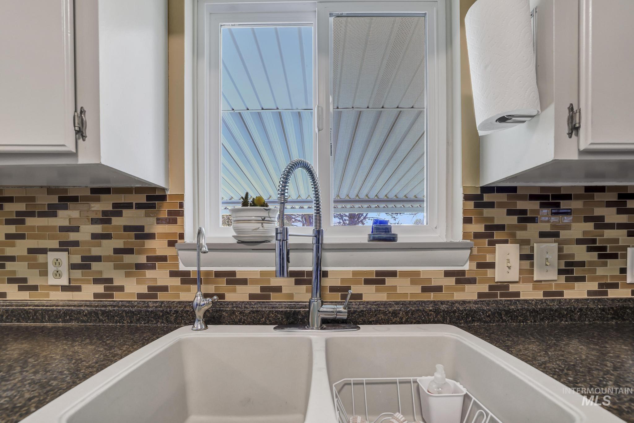 255 Sage St, Kimberly, Idaho 83341, 5 Bedrooms, 3 Bathrooms, Residential For Sale, Price $399,000,MLS 98983982