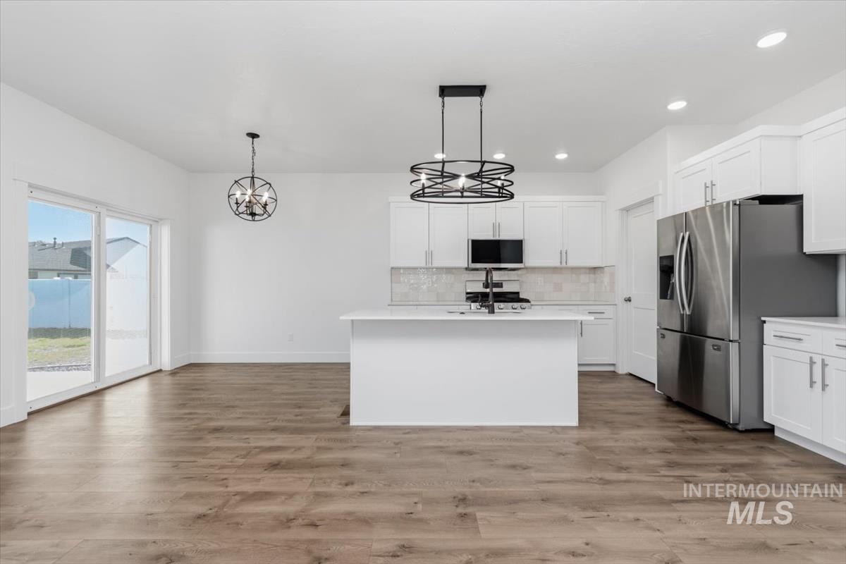 2124 Justine Ct, Fruitland, Idaho 83619, 3 Bedrooms, 2 Bathrooms, Residential For Sale, Price $449,900,MLS 98983983