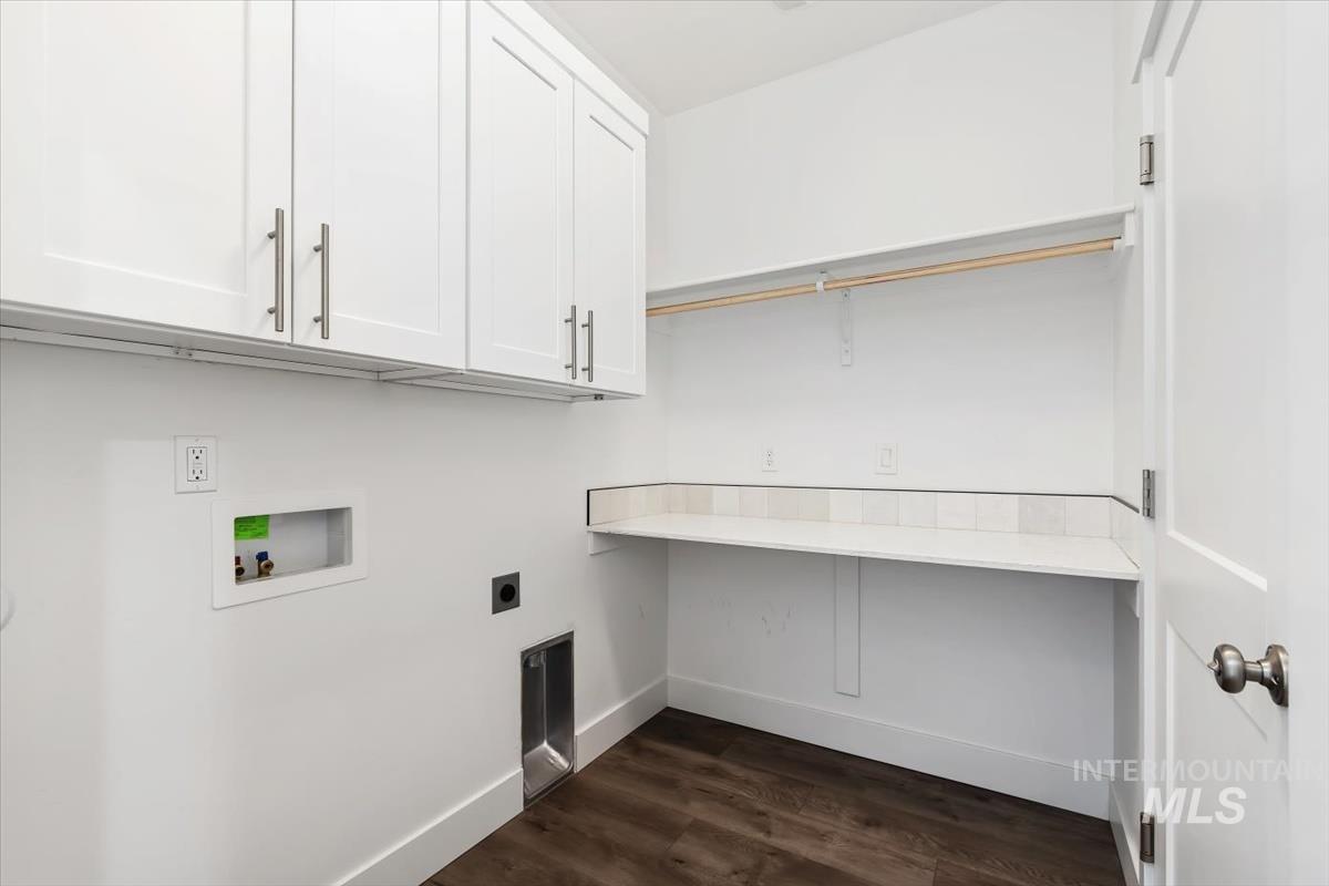 2124 Justine Ct, Fruitland, Idaho 83619, 3 Bedrooms, 2 Bathrooms, Residential For Sale, Price $449,900,MLS 98983983