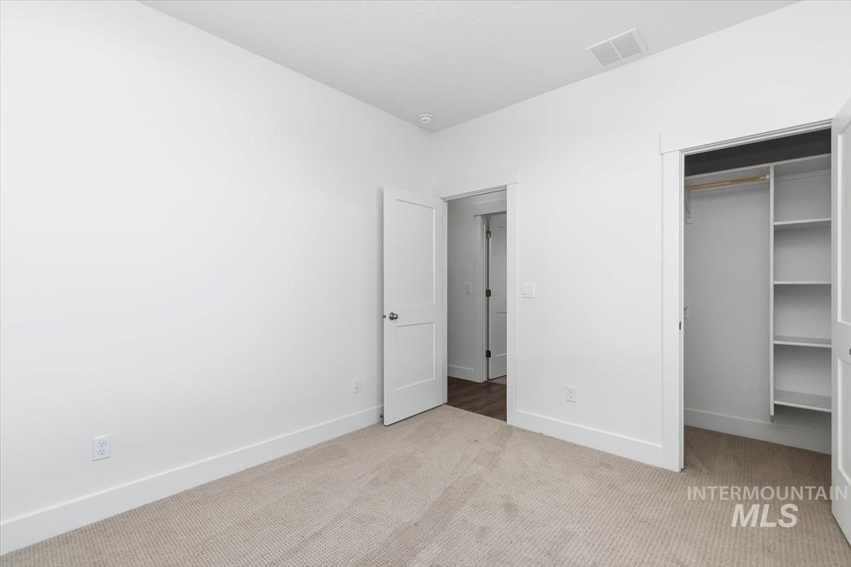 2124 Justine Ct, Fruitland, Idaho 83619, 3 Bedrooms, 2 Bathrooms, Residential For Sale, Price $449,900,MLS 98983983