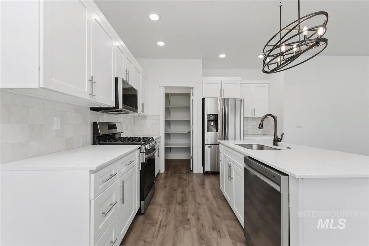 2124 Justine Ct, Fruitland, Idaho 83619, 3 Bedrooms, 2 Bathrooms, Residential For Sale, Price $449,900,MLS 98983983