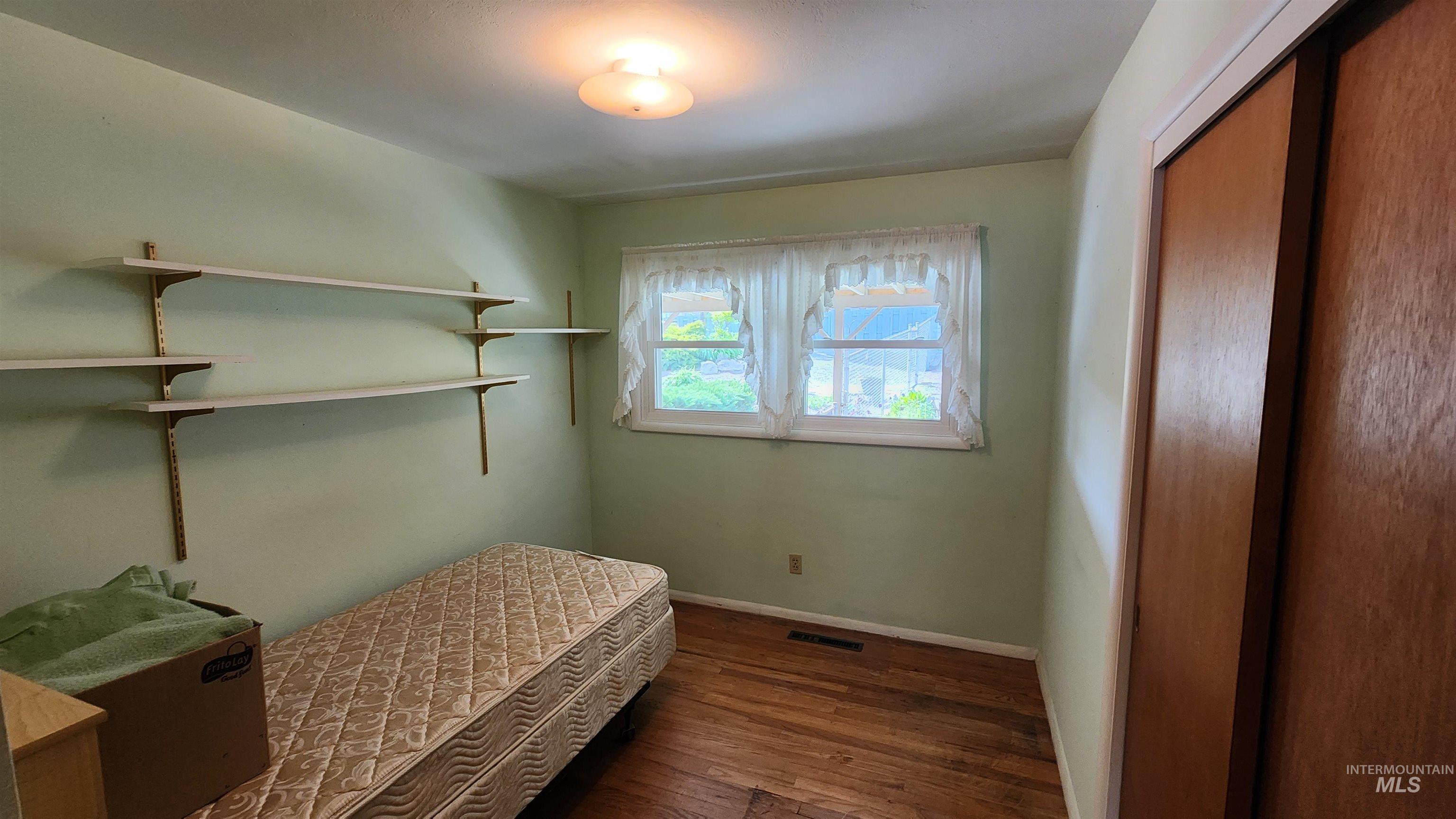 812 Walk Ln, Clarkston, Idaho 99403, 3 Bedrooms, 1 Bathroom, Residential For Sale, Price $320,000, 98983984