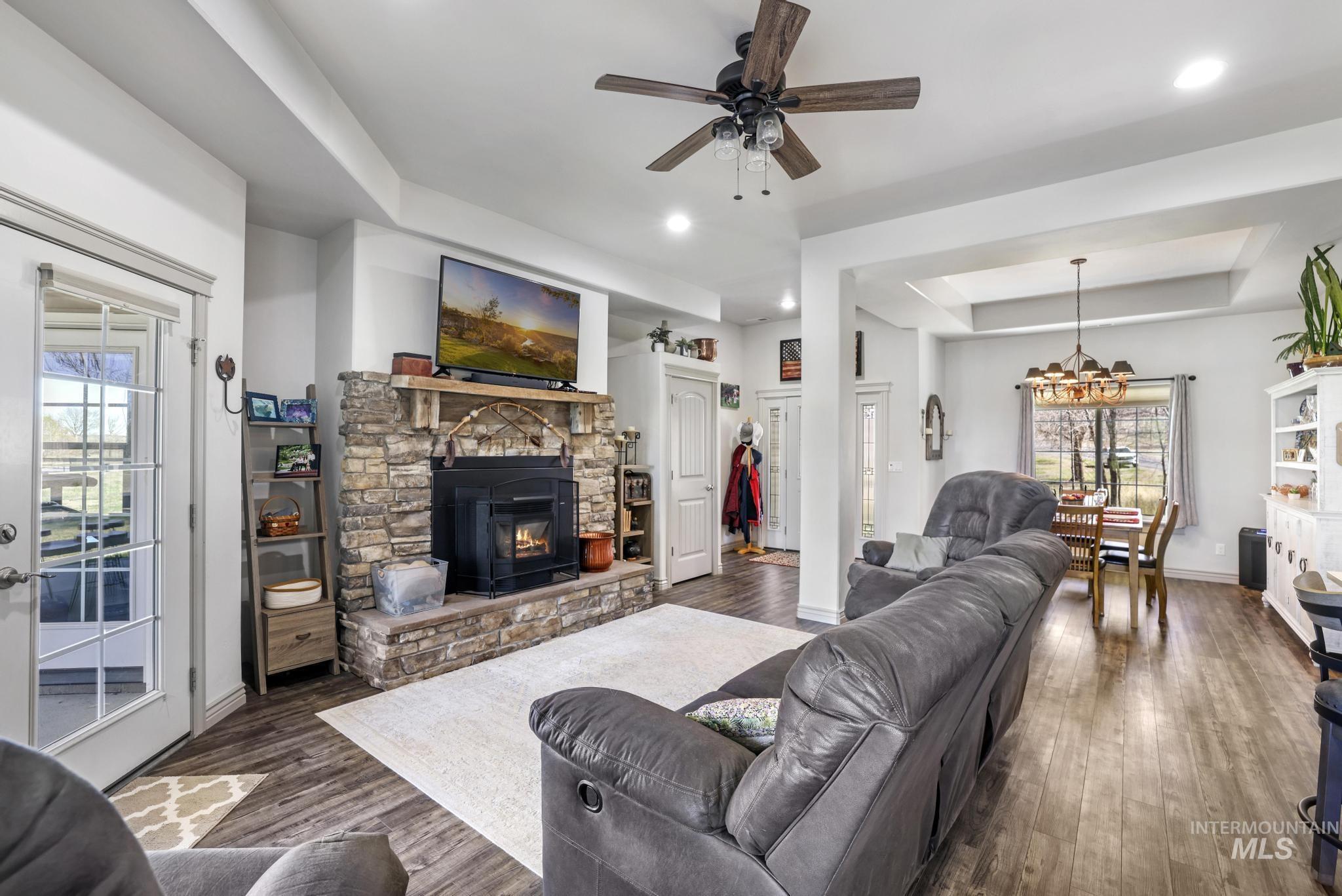 4485 Silver creek Rd, Buhl, Idaho 83316, 3 Bedrooms, 2 Bathrooms, Residential For Sale, Price $699,000,MLS 98983986