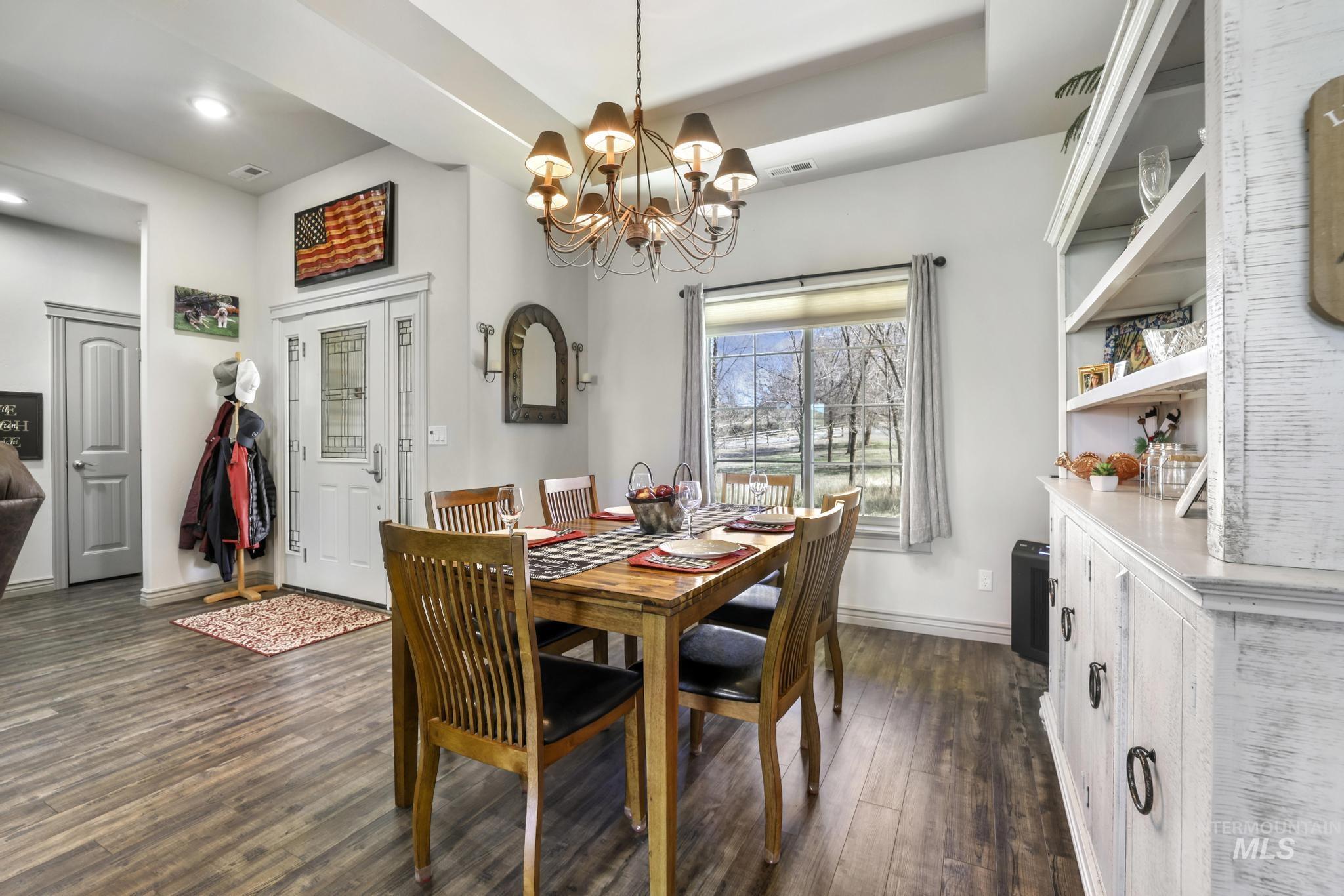 4485 Silver creek Rd, Buhl, Idaho 83316, 3 Bedrooms, 2 Bathrooms, Residential For Sale, Price $699,000,MLS 98983986