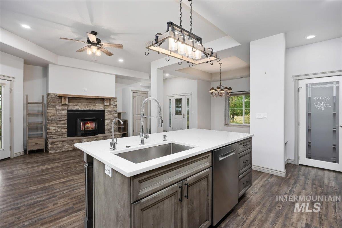 4485 Silver creek Rd, Buhl, Idaho 83316, 3 Bedrooms, 2 Bathrooms, Residential For Sale, Price $699,000, 98983986