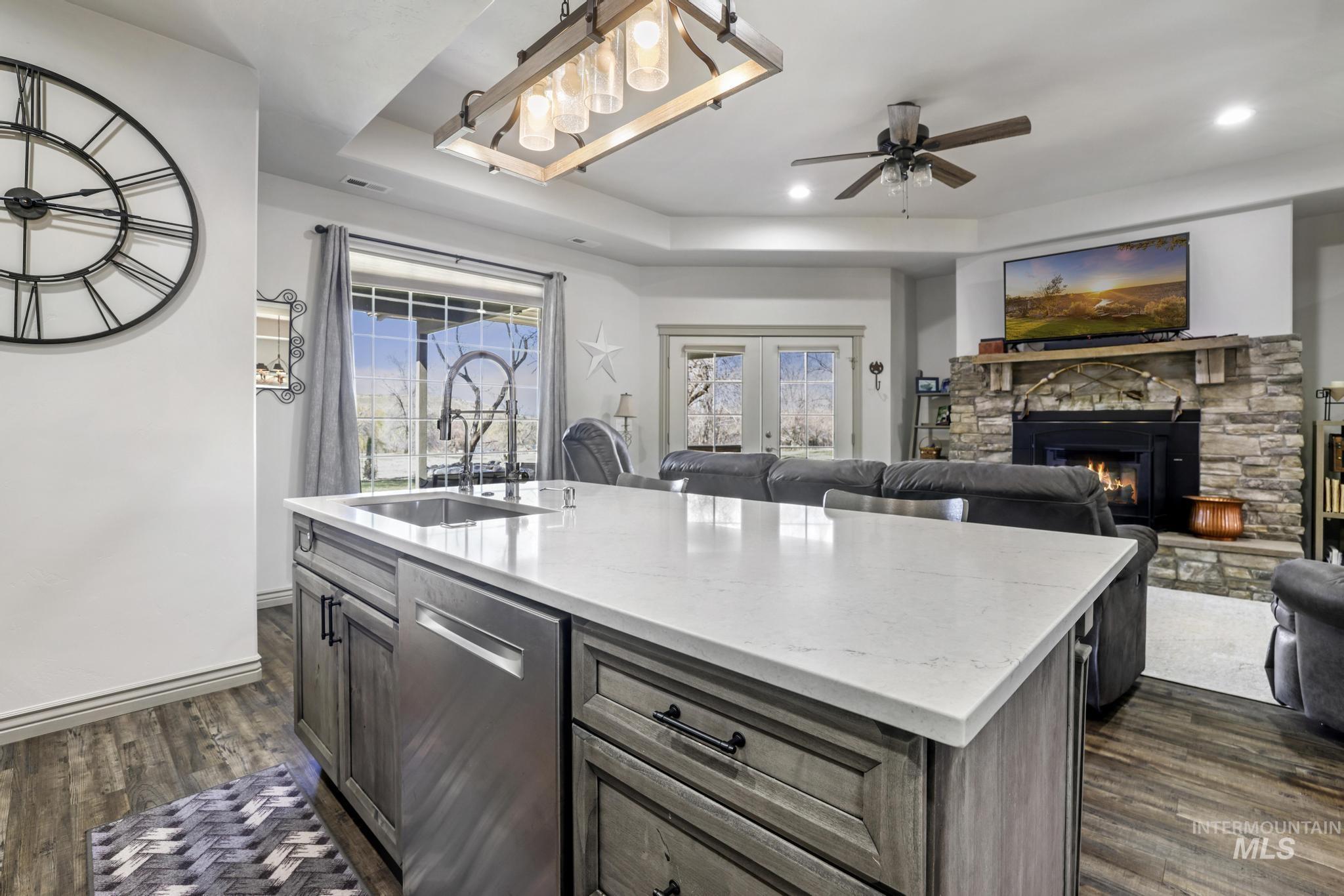 4485 Silver creek Rd, Buhl, Idaho 83316, 3 Bedrooms, 2 Bathrooms, Residential For Sale, Price $699,000,MLS 98983986