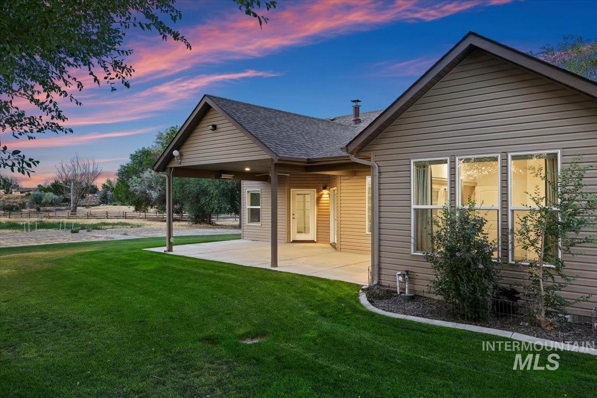 4485 Silver creek Rd, Buhl, Idaho 83316, 3 Bedrooms, 2 Bathrooms, Residential For Sale, Price $699,000, 98983986