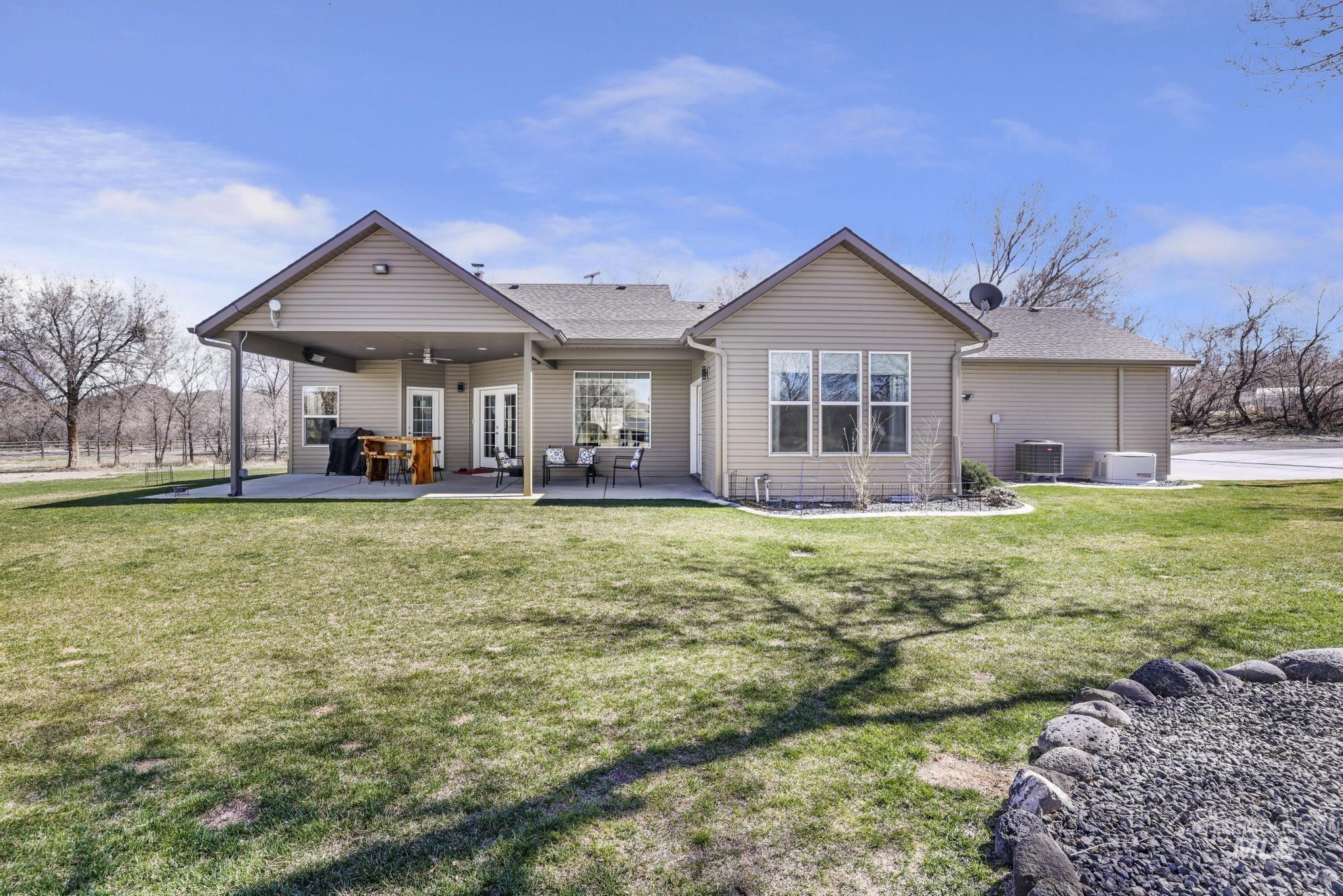 4485 Silver creek Rd, Buhl, Idaho 83316, 3 Bedrooms, 2 Bathrooms, Residential For Sale, Price $699,000,MLS 98983986