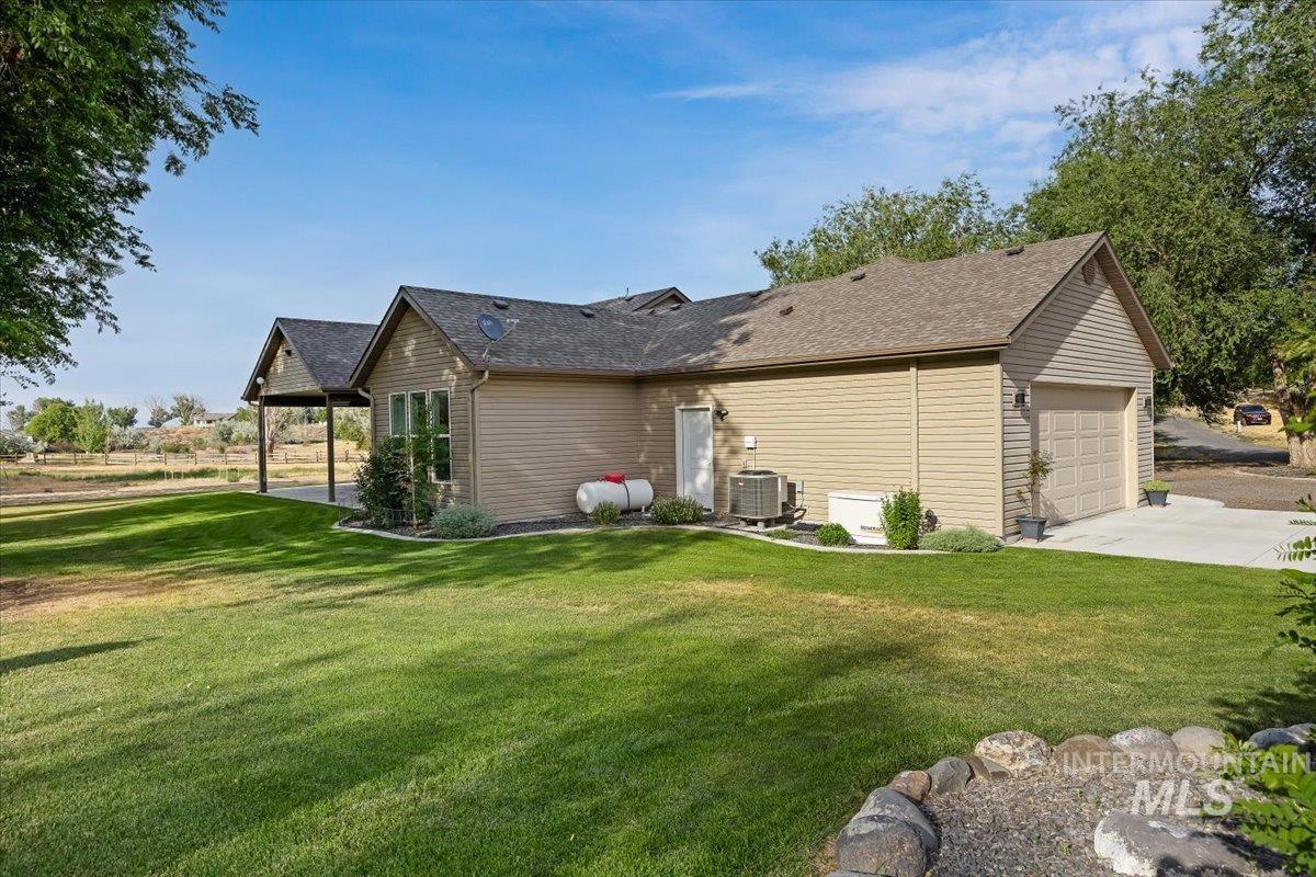 4485 Silver creek Rd, Buhl, Idaho 83316, 3 Bedrooms, 2 Bathrooms, Residential For Sale, Price $699,000, 98983986