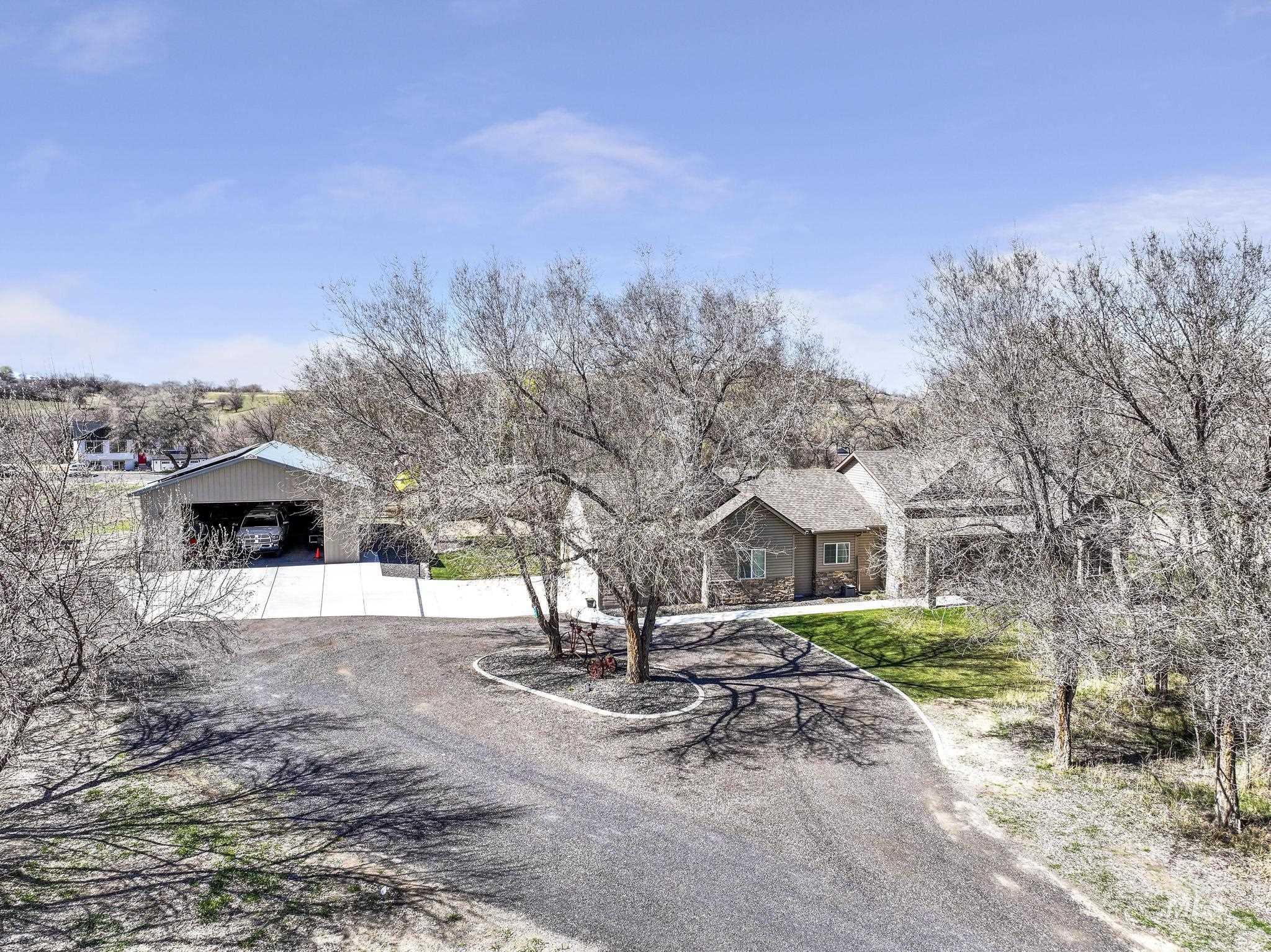 4485 Silver creek Rd, Buhl, Idaho 83316, 3 Bedrooms, 2 Bathrooms, Residential For Sale, Price $699,000,MLS 98983986