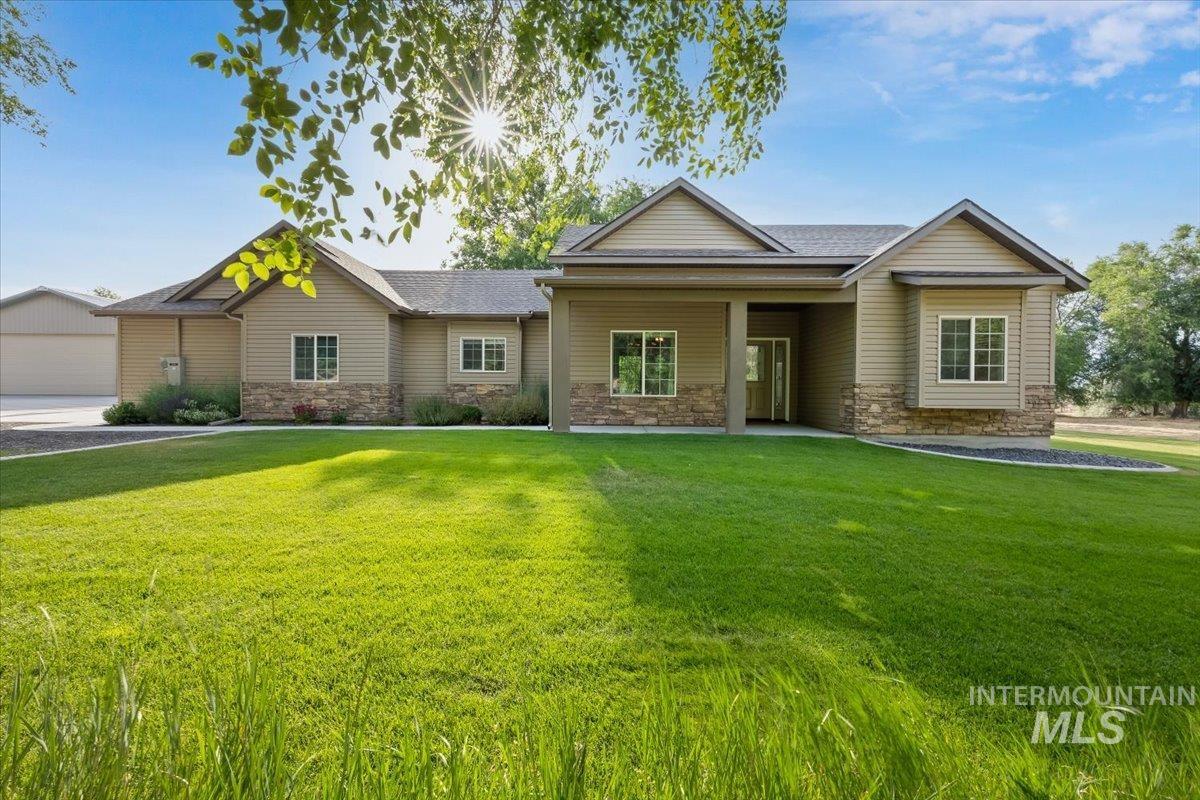 4485 Silver creek Rd, Buhl, Idaho 83316, 3 Bedrooms, 2 Bathrooms, Residential For Sale, Price $699,000, 98983986