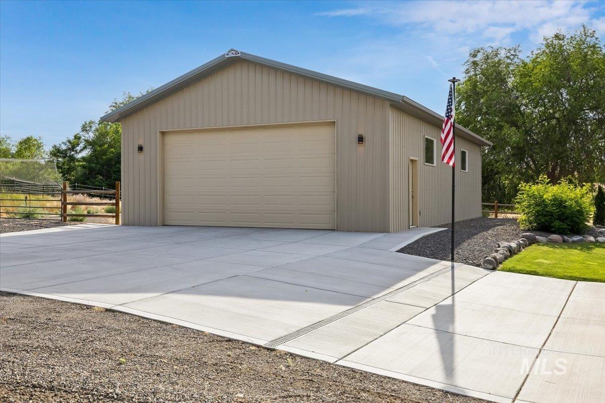 4485 Silver creek Rd, Buhl, Idaho 83316, 3 Bedrooms, 2 Bathrooms, Residential For Sale, Price $699,000, 98983986