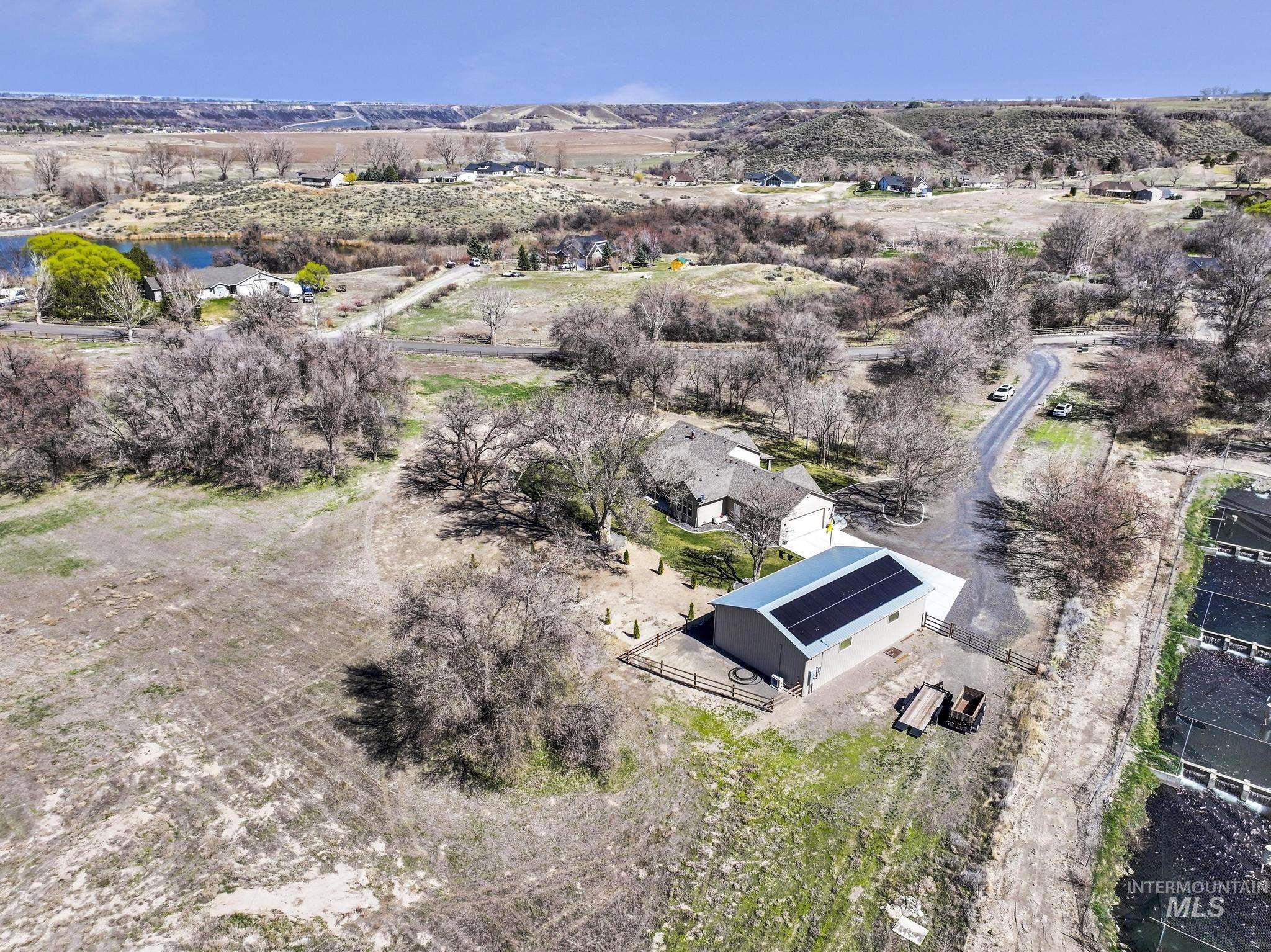 4485 Silver creek Rd, Buhl, Idaho 83316, 3 Bedrooms, 2 Bathrooms, Residential For Sale, Price $699,000,MLS 98983986