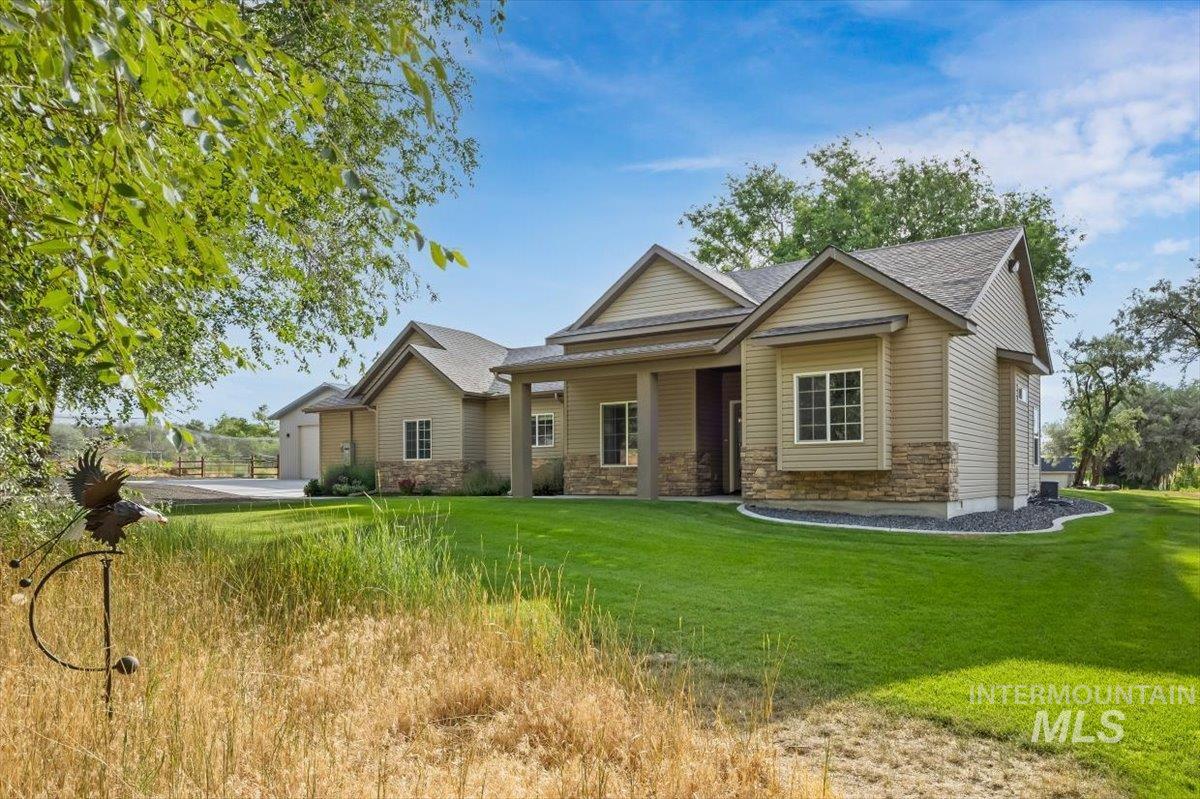 4485 Silver creek Rd, Buhl, Idaho 83316, 3 Bedrooms, 2 Bathrooms, Residential For Sale, Price $699,000, 98983986