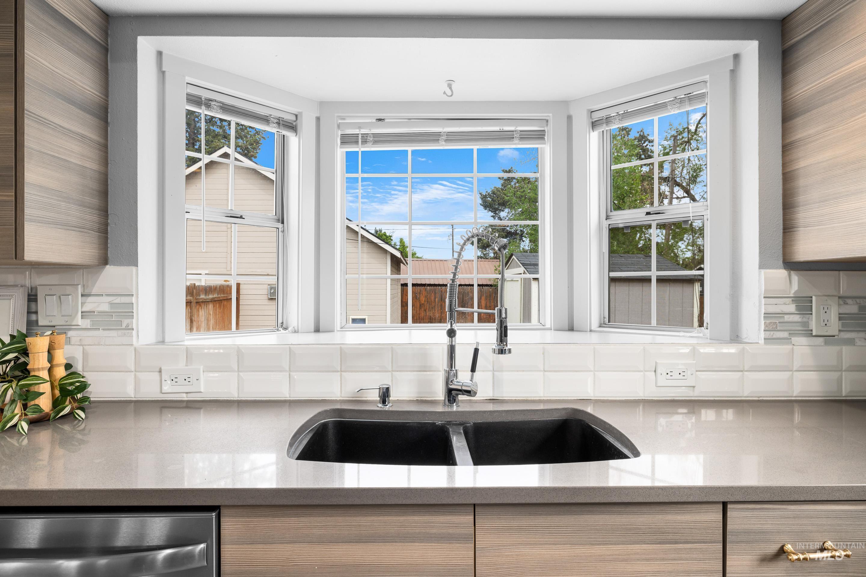 1936 S Leadville, Boise, Idaho 83706, 3 Bedrooms, 2 Bathrooms, Residential For Sale, Price $479,999, 98983988