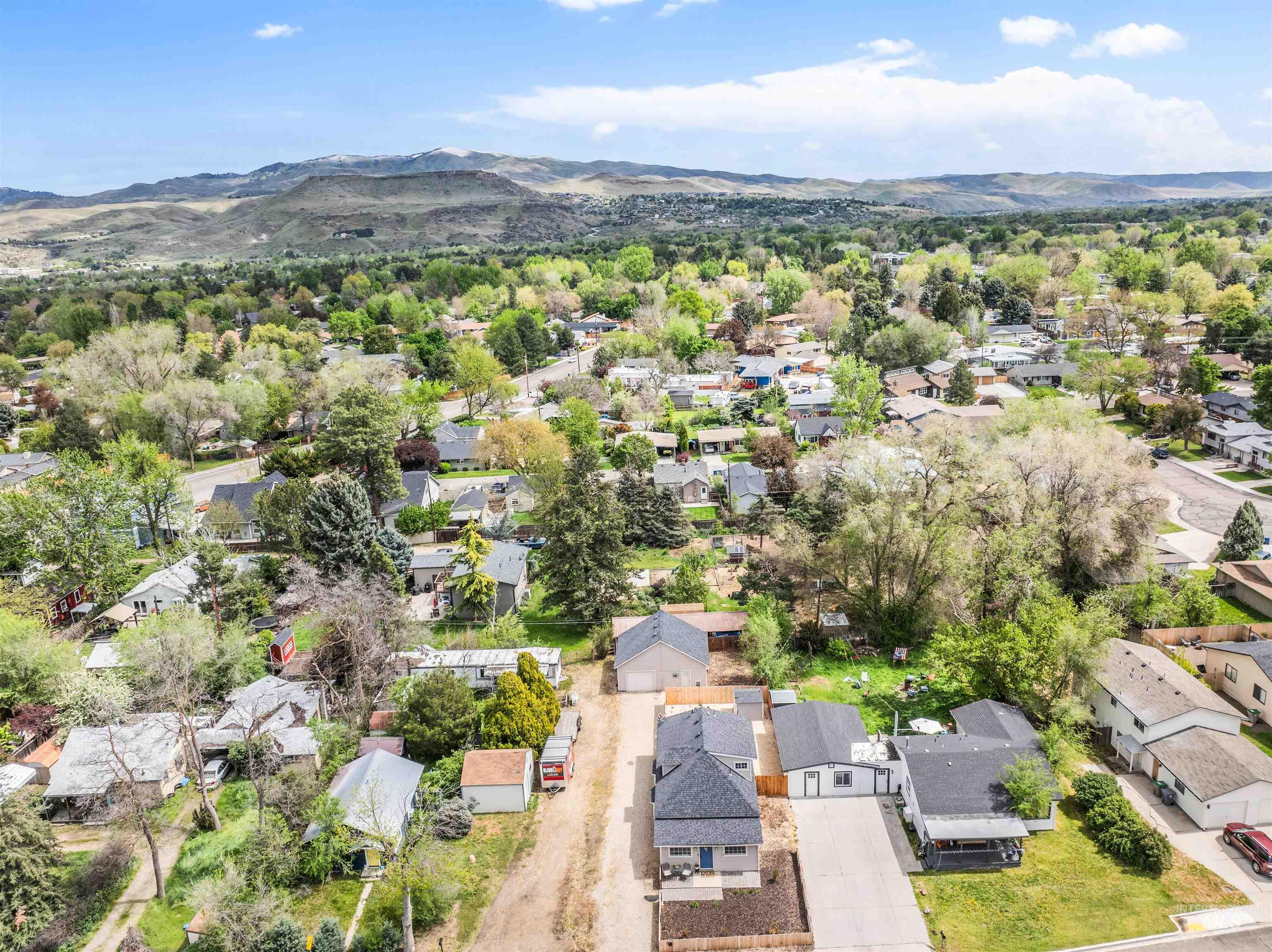 1936 S Leadville, Boise, Idaho 83706, 3 Bedrooms, 2 Bathrooms, Residential For Sale, Price $479,999, 98983988