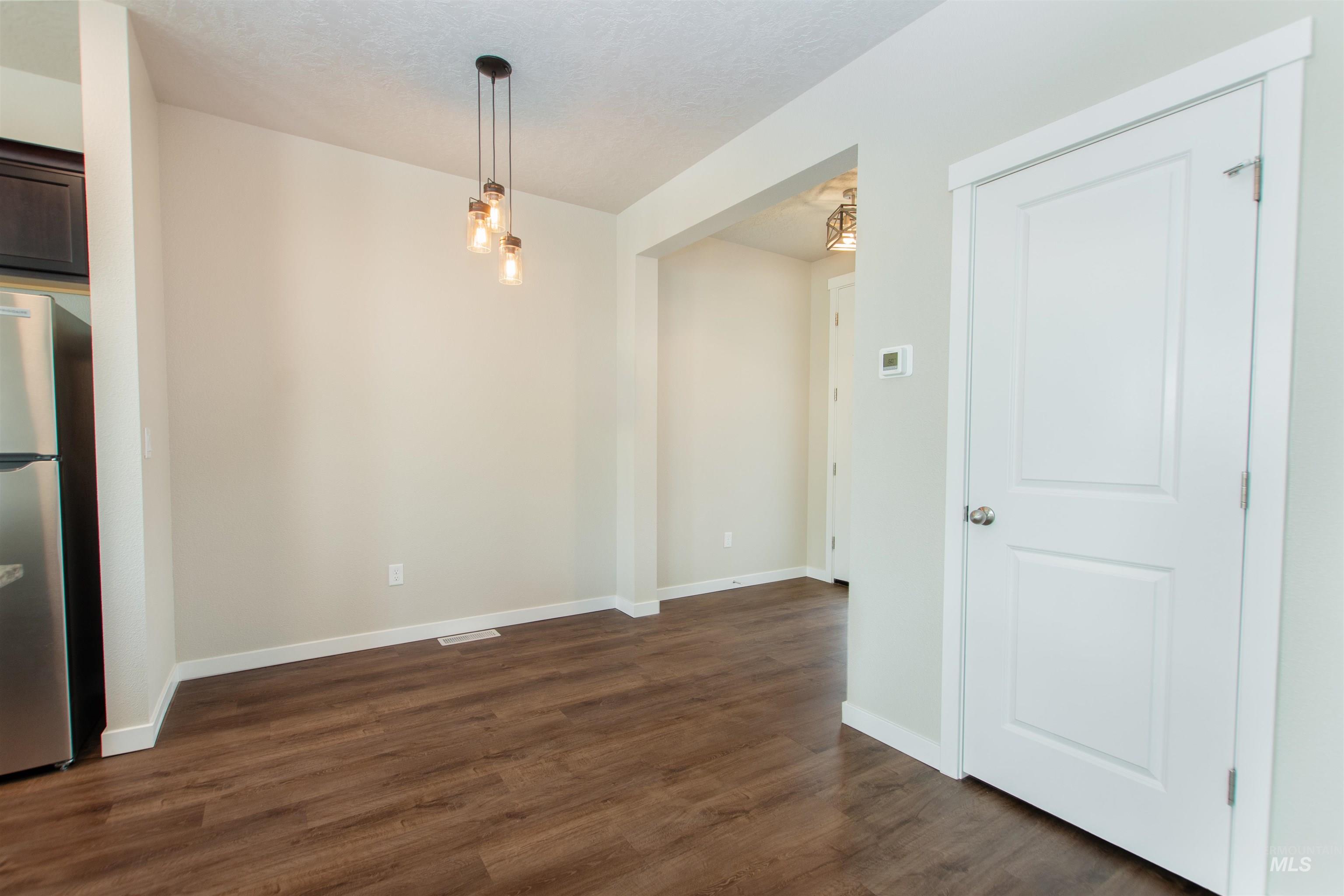 432 N Tessa Lane, Meridian, Idaho 83642, 3 Bedrooms, 2.5 Bathrooms, Residential For Sale, Price $439,900,MLS 98983993