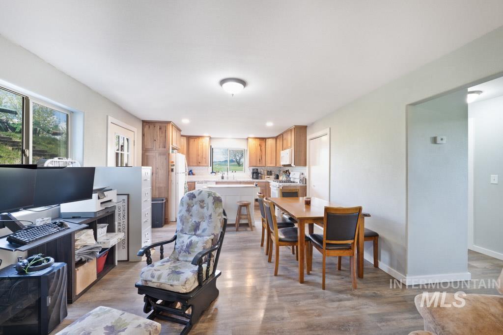 1011 Rothwell Rd., Viola, Idaho 83872, 5 Bedrooms, 3 Bathrooms, Residential For Sale, Price $1,250,000,MLS 98983994