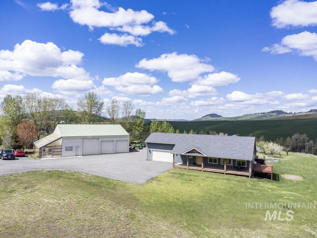 1011 Rothwell Rd., Viola, Idaho 83872, 5 Bedrooms, 3 Bathrooms, Residential For Sale, Price $1,160,000,MLS 98983994