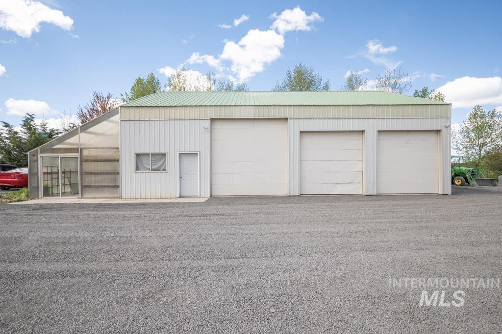 1011 Rothwell Rd., Viola, Idaho 83872, 5 Bedrooms, 3 Bathrooms, Residential For Sale, Price $1,160,000,MLS 98983994