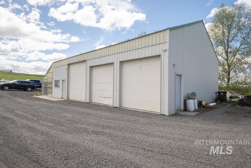 1011 Rothwell Rd., Viola, Idaho 83872, 5 Bedrooms, 3 Bathrooms, Residential For Sale, Price $1,160,000,MLS 98983994