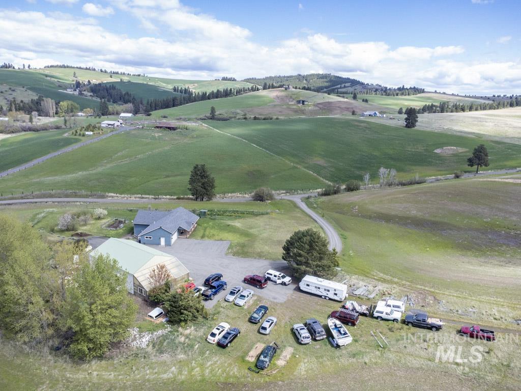 1011 Rothwell Rd., Viola, Idaho 83872, 5 Bedrooms, 3 Bathrooms, Residential For Sale, Price $1,160,000,MLS 98983994