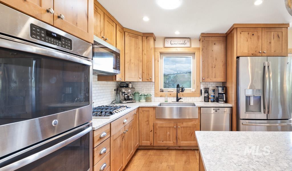 1011 Rothwell Rd., Viola, Idaho 83872, 5 Bedrooms, 3 Bathrooms, Residential For Sale, Price $1,250,000,MLS 98983994