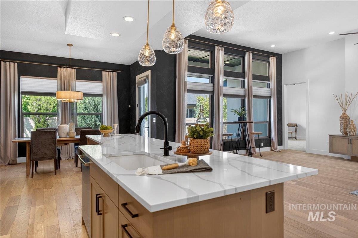 2377 S Aburge Ave, Meridian, Idaho 83642-5740, 3 Bedrooms, 2.5 Bathrooms, Residential For Sale, Price $898,000,MLS 98983995