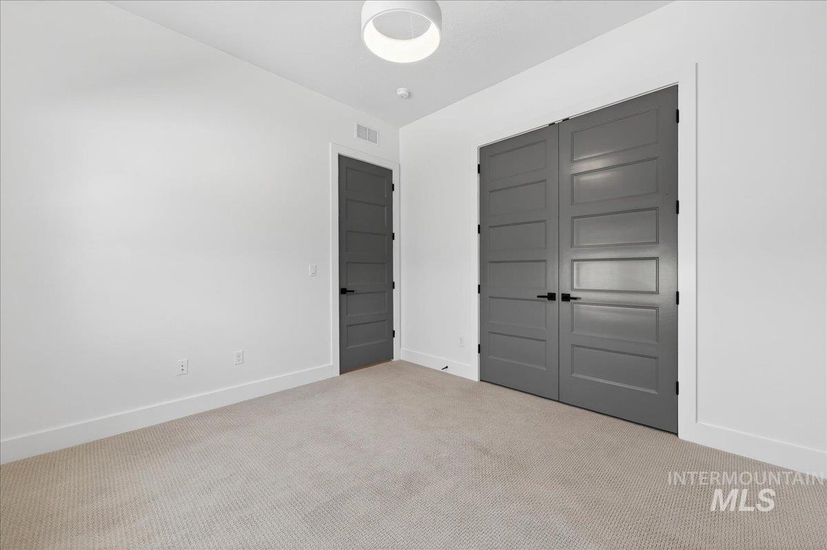 2377 S Aburge Ave, Meridian, Idaho 83642-5740, 3 Bedrooms, 2.5 Bathrooms, Residential For Sale, Price $898,000,MLS 98983995