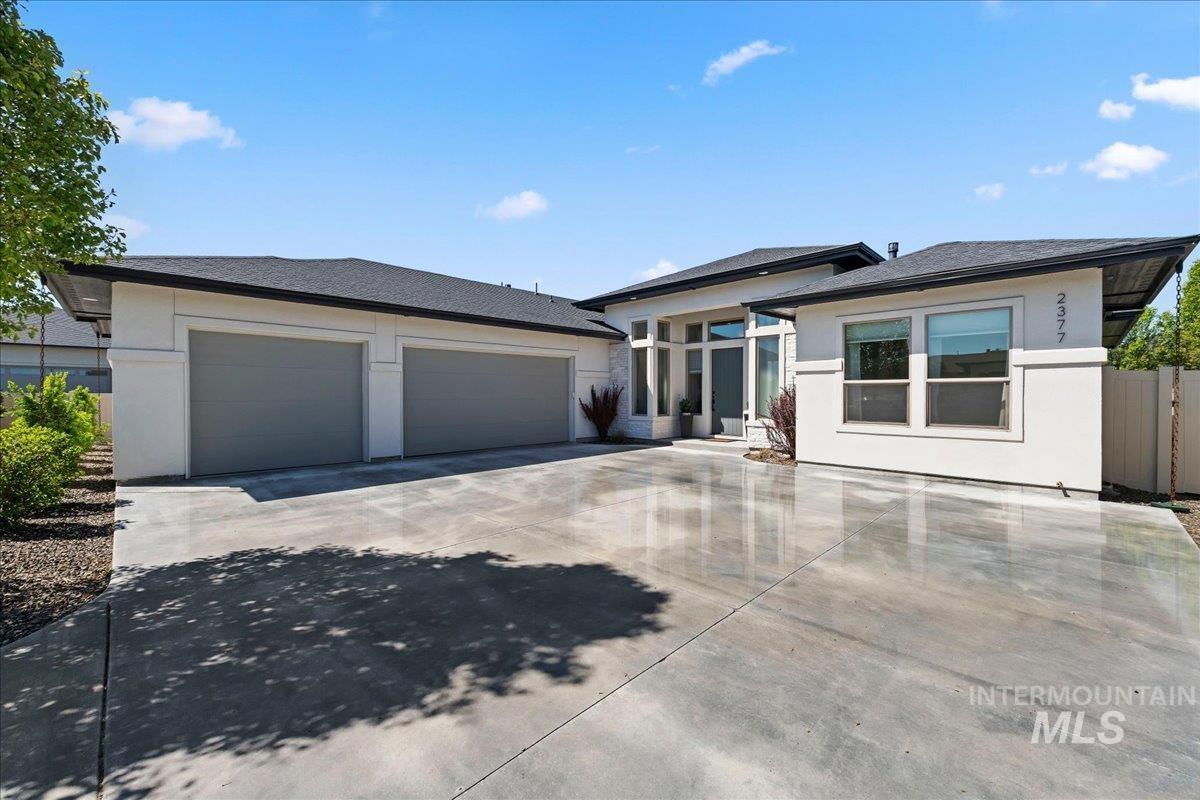 2377 S Aburge Ave, Meridian, Idaho 83642-5740, 3 Bedrooms, 2.5 Bathrooms, Residential For Sale, Price $898,000,MLS 98983995