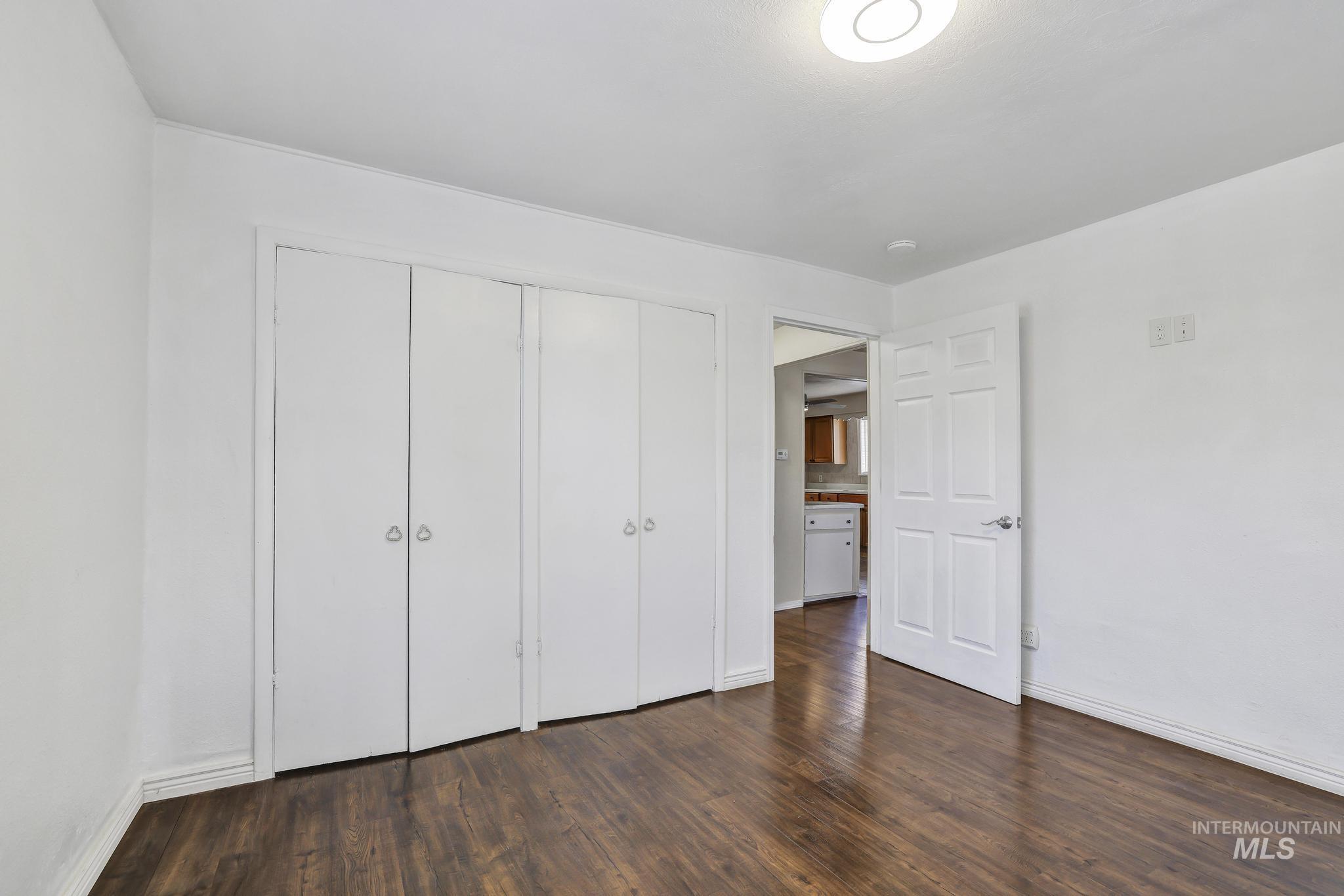 322 Jackson, Twin Falls, Idaho 83301, 3 Bedrooms, 2 Bathrooms, Residential For Sale, Price $280,000, 98983996