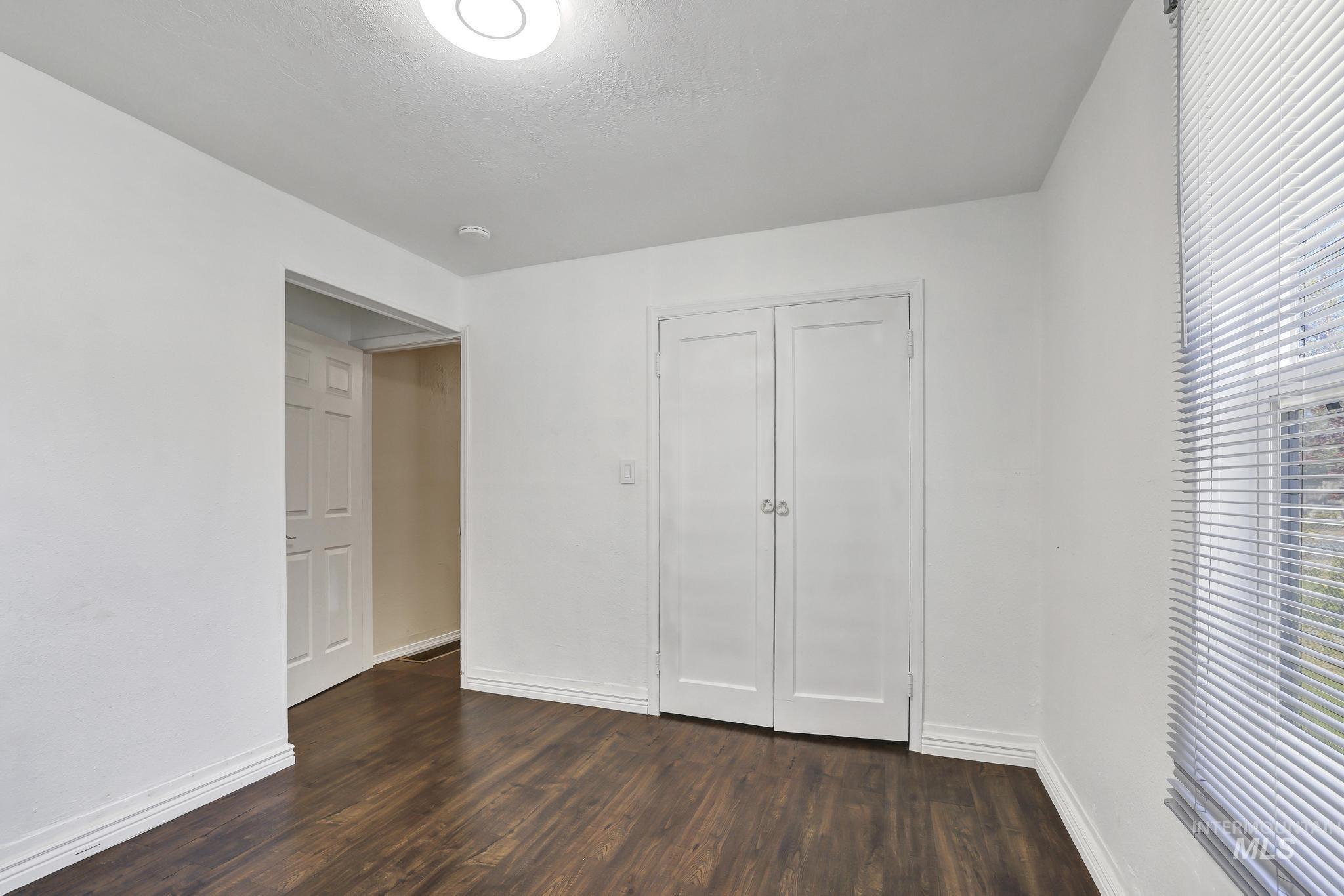 322 Jackson, Twin Falls, Idaho 83301, 3 Bedrooms, 2 Bathrooms, Residential For Sale, Price $280,000, 98983996