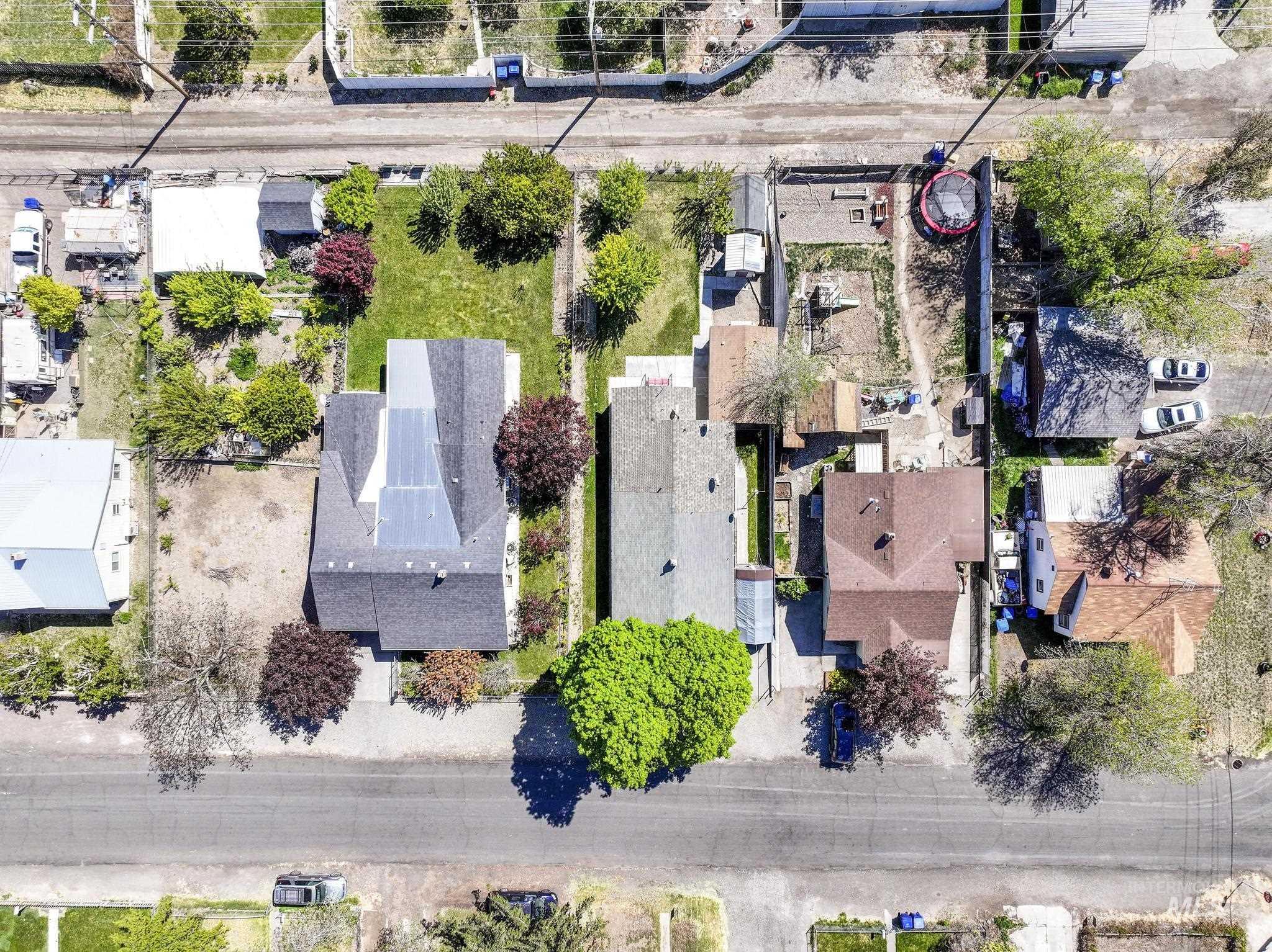 322 Jackson, Twin Falls, Idaho 83301, 3 Bedrooms, 2 Bathrooms, Residential For Sale, Price $280,000, 98983996