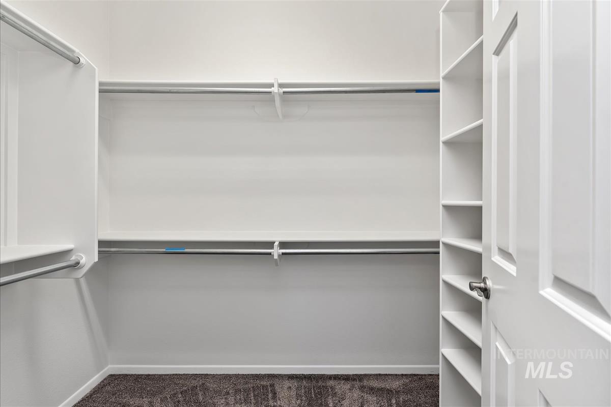 8359 W Willowdale Dr, Garden City, Idaho 83714, 2 Bedrooms, 2 Bathrooms, Residential For Sale, Price $479,900,MLS 98983997