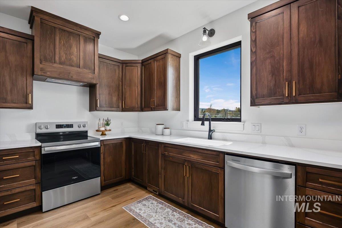 107 3rd St, Declo, Idaho 83323, 4 Bedrooms, 2 Bathrooms, Residential For Sale, Price $429,000,MLS 98983998