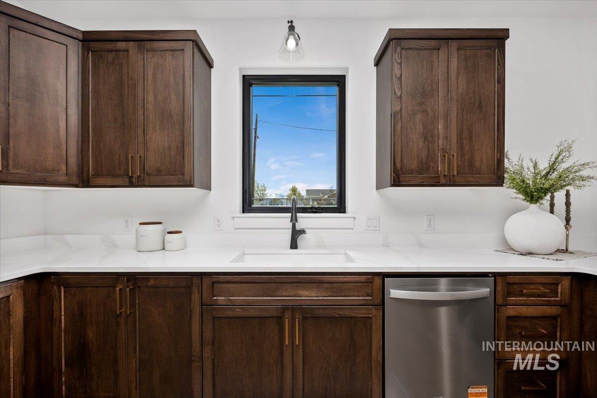 107 3rd St, Declo, Idaho 83323, 4 Bedrooms, 2 Bathrooms, Residential For Sale, Price $429,000,MLS 98983998