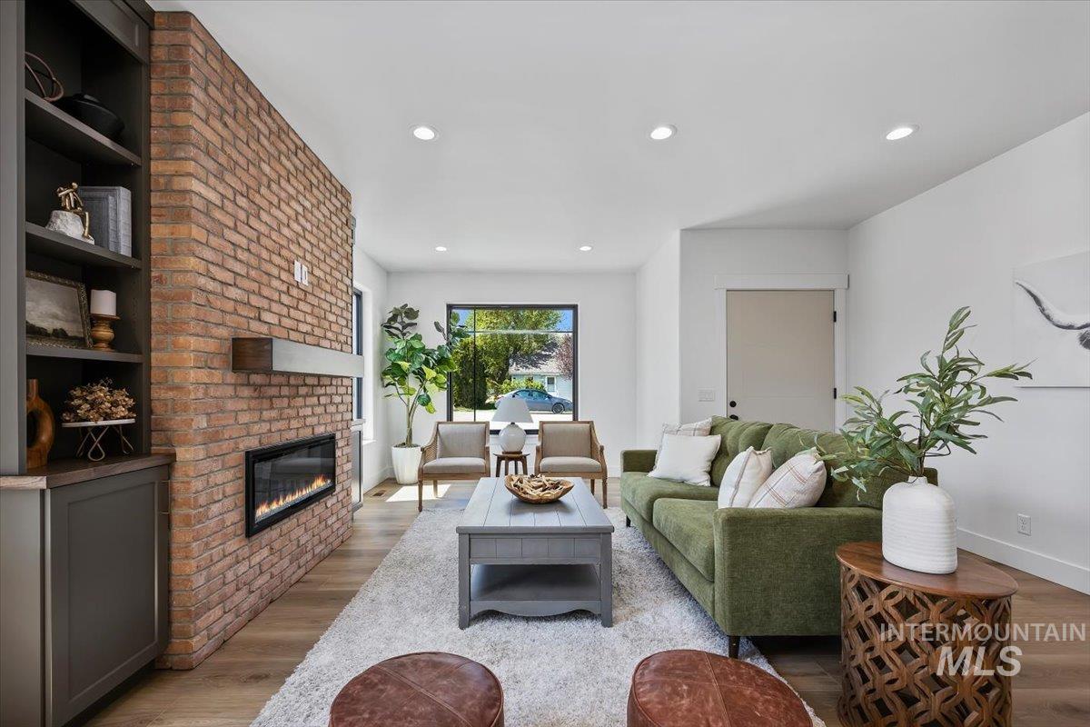 107 3rd St, Declo, Idaho 83323, 4 Bedrooms, 2 Bathrooms, Residential For Sale, Price $429,000,MLS 98983998