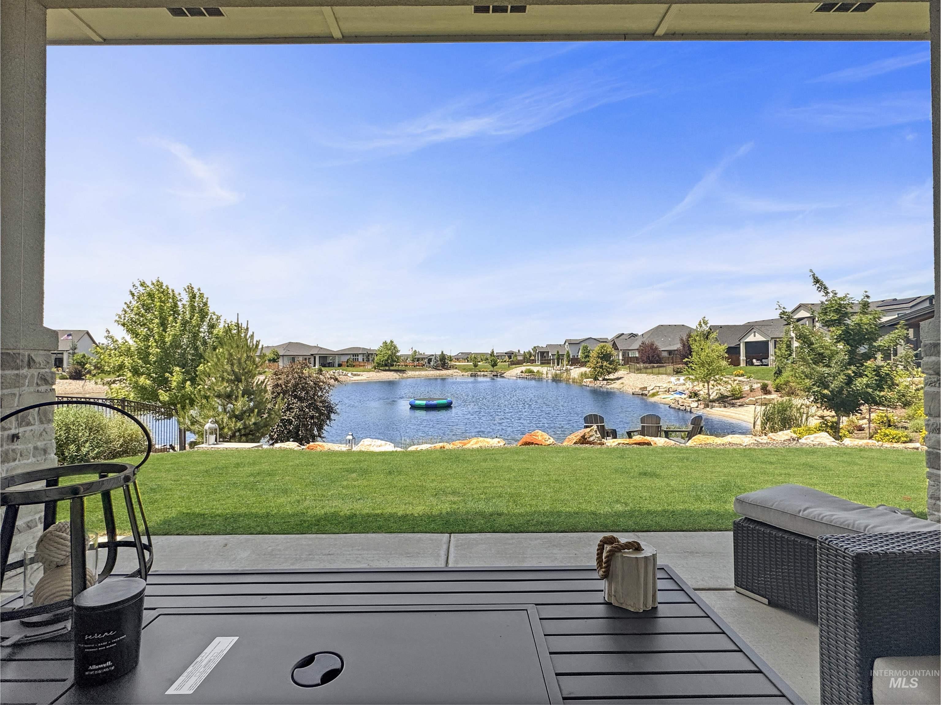 501 S Prospector Ln, Eagle, Idaho 83616, 3 Bedrooms, 2.5 Bathrooms, Residential For Sale, Price $1,099,000,MLS 98984000