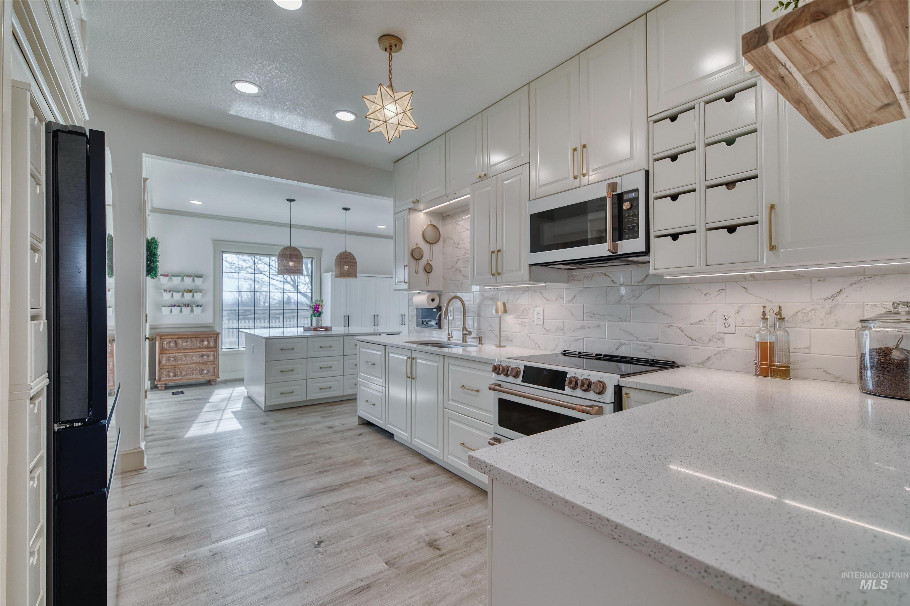 12845 Ropers St, Nampa, Idaho 83651, 5 Bedrooms, 3 Bathrooms, Residential For Sale, Price $749,900,MLS 98984001